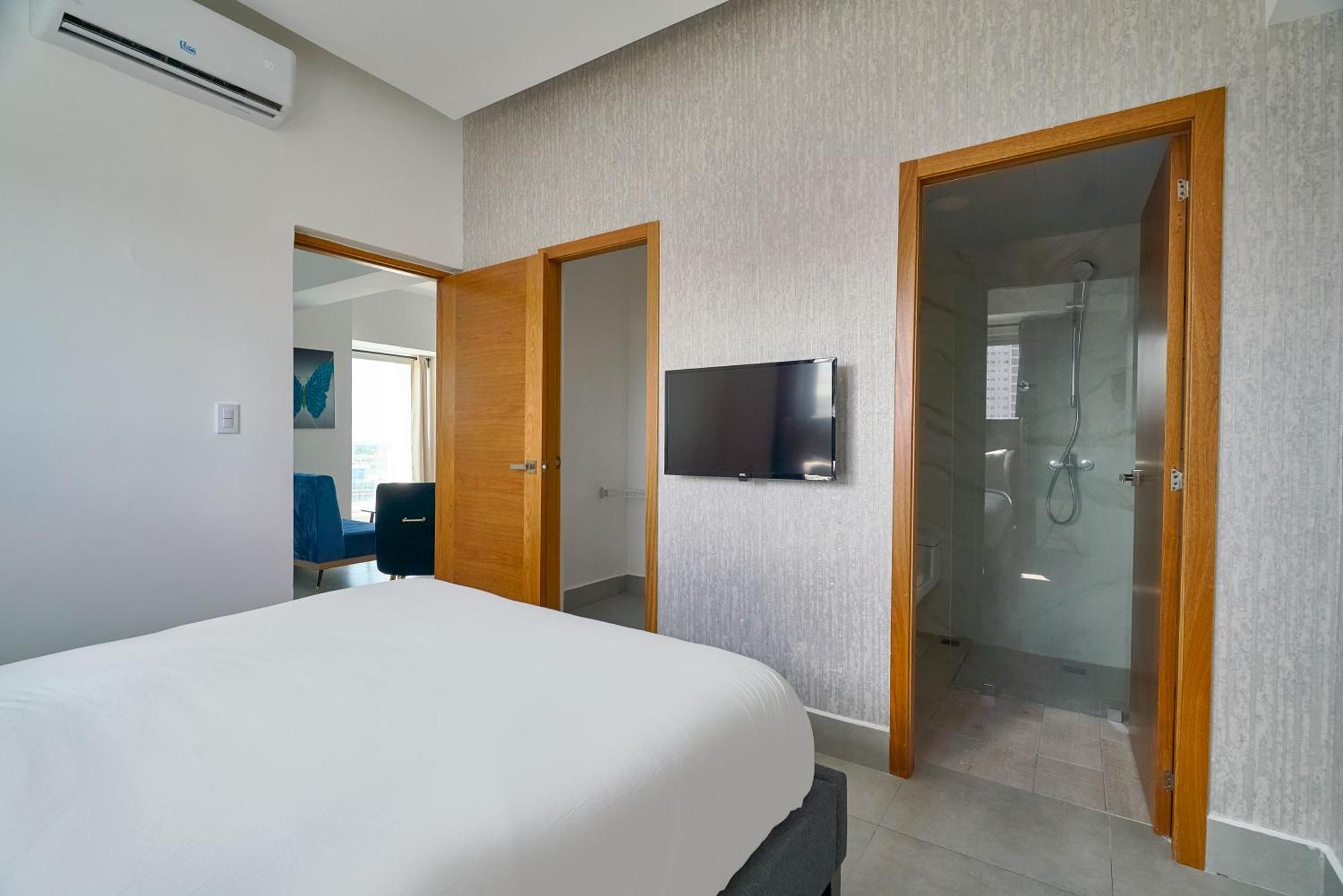 Tower Aparthotel