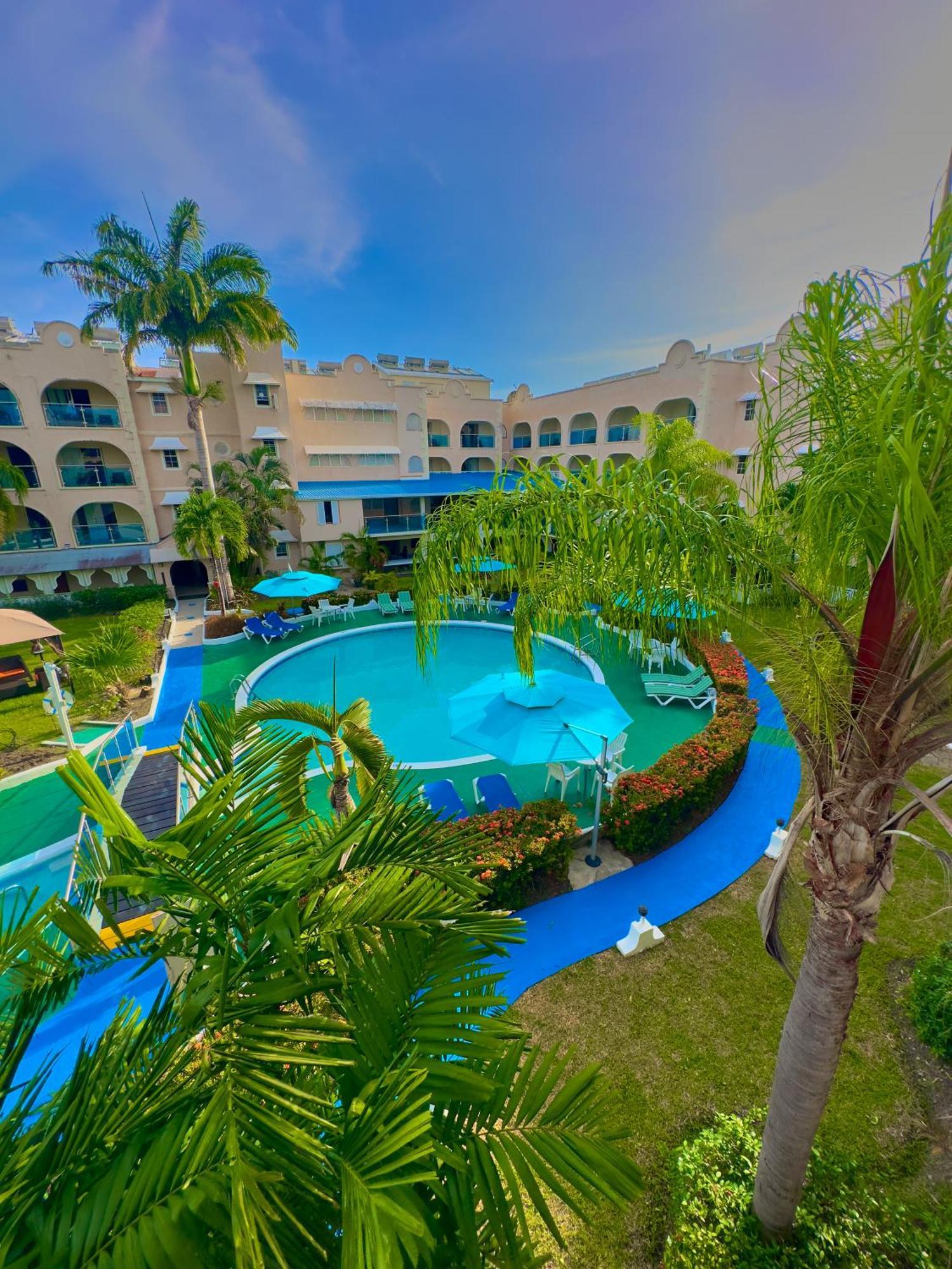Sunbay Hotel 3*