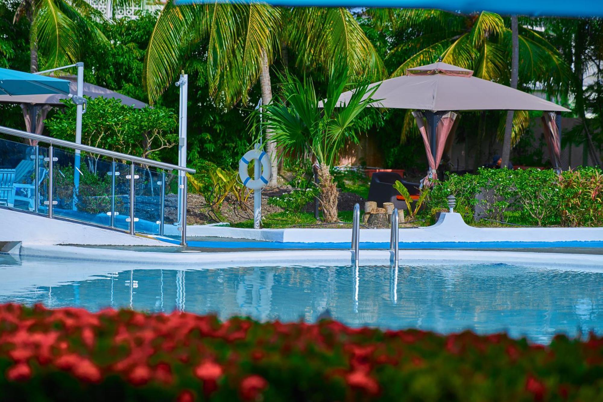 Sunbay 3* Christ Church