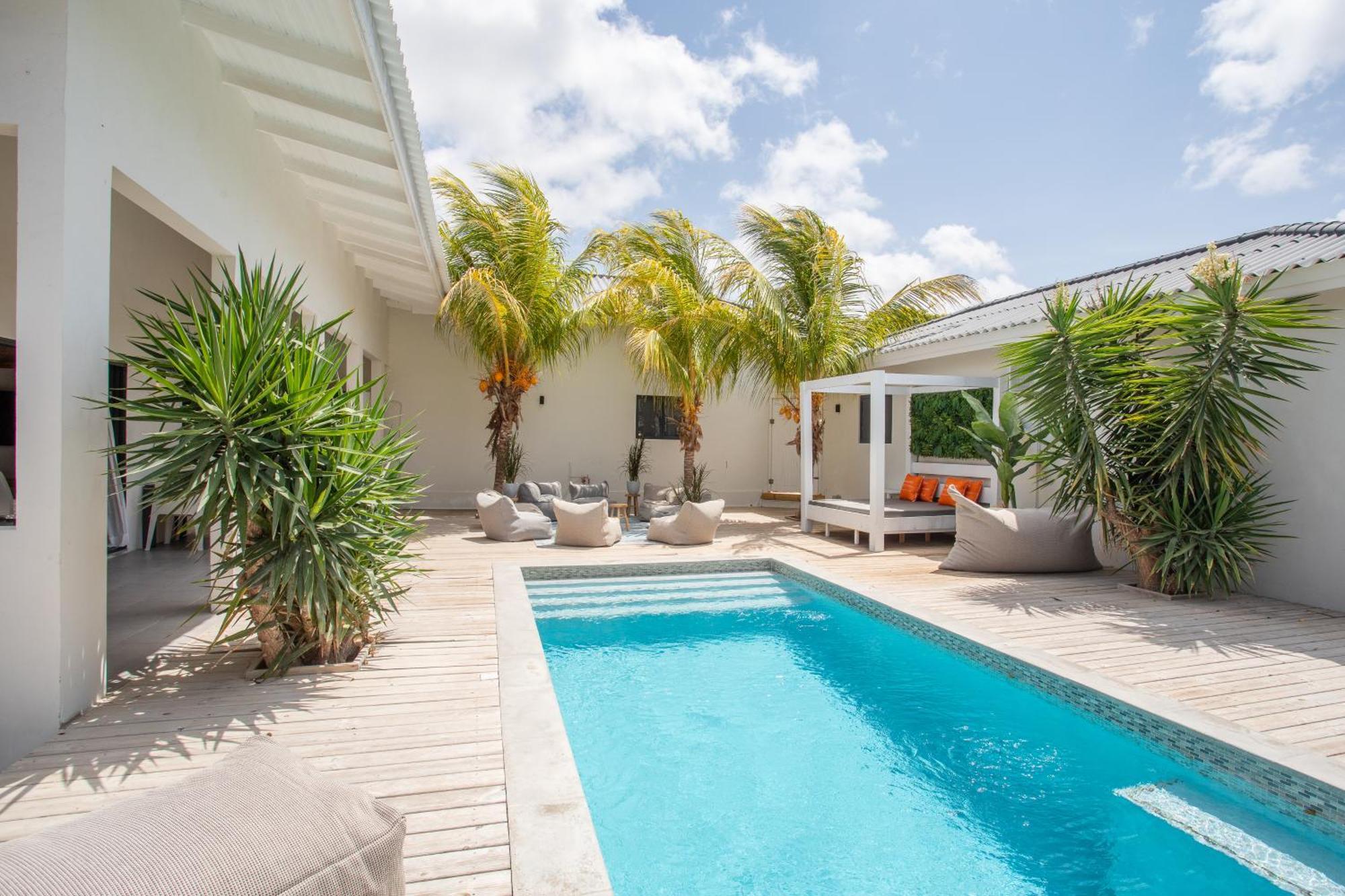 Zarza Villa Jan Thiel