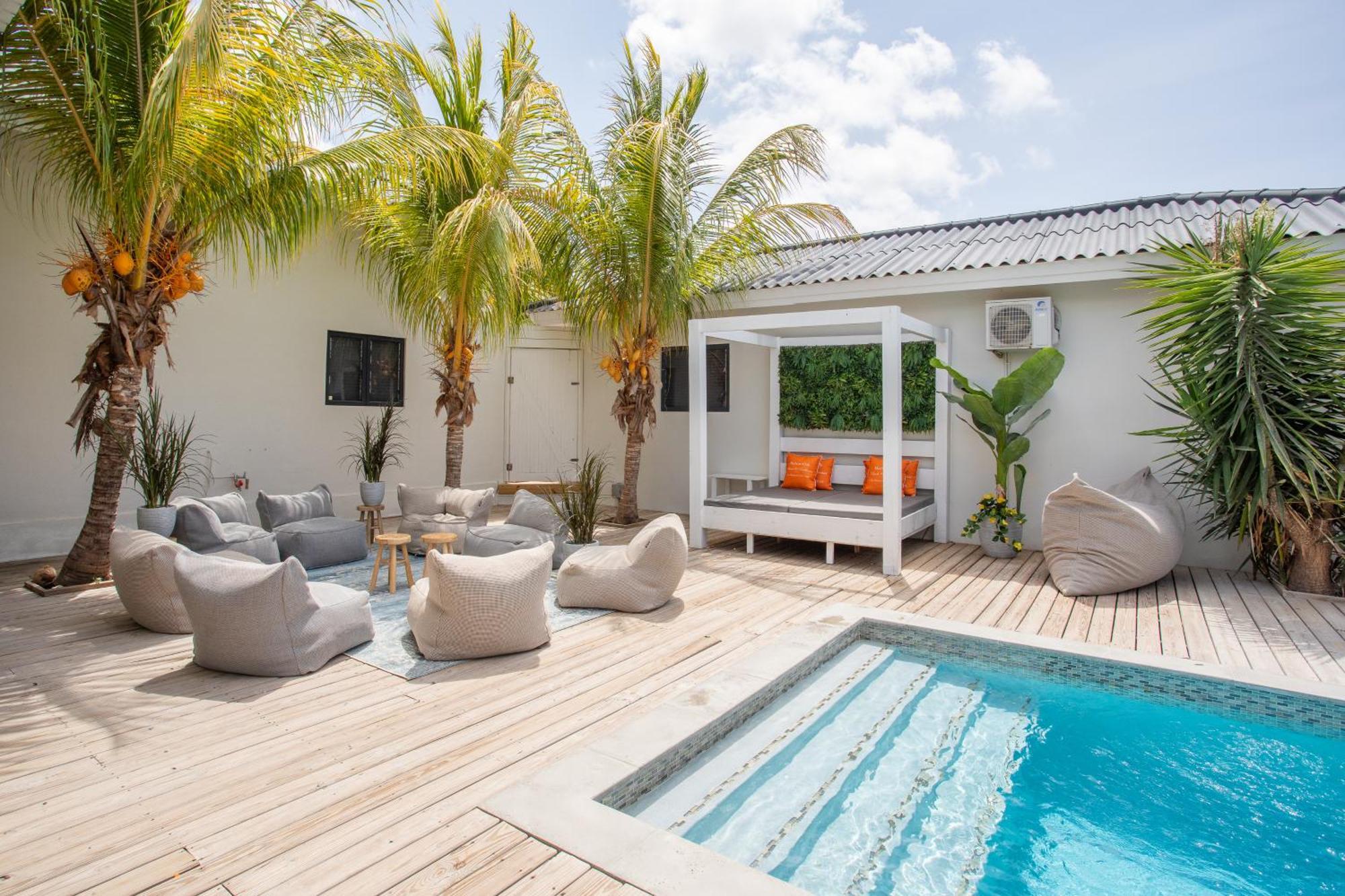 Zarza Villa Jan Thiel
