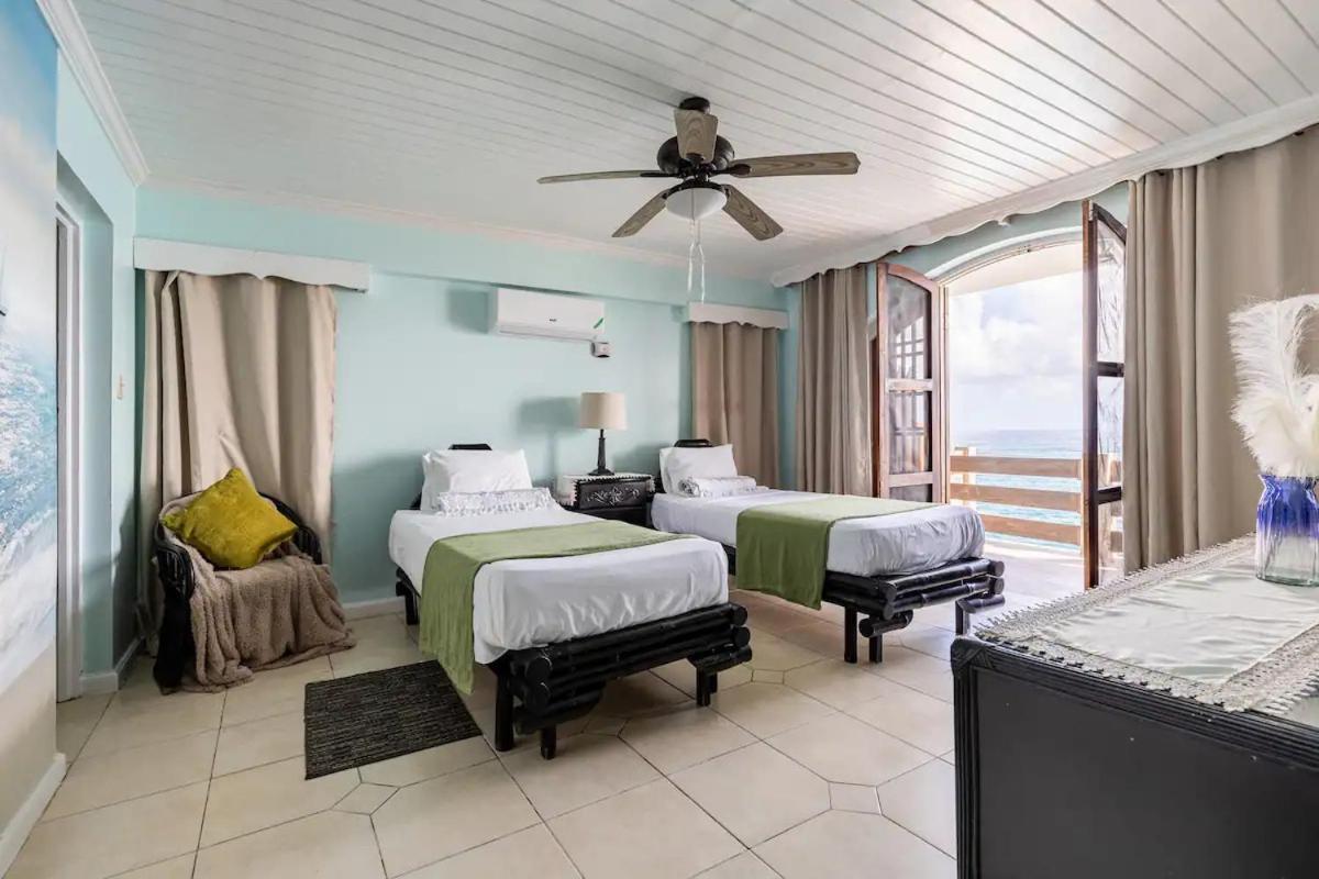 Guest house Water Lovers Paradise! *