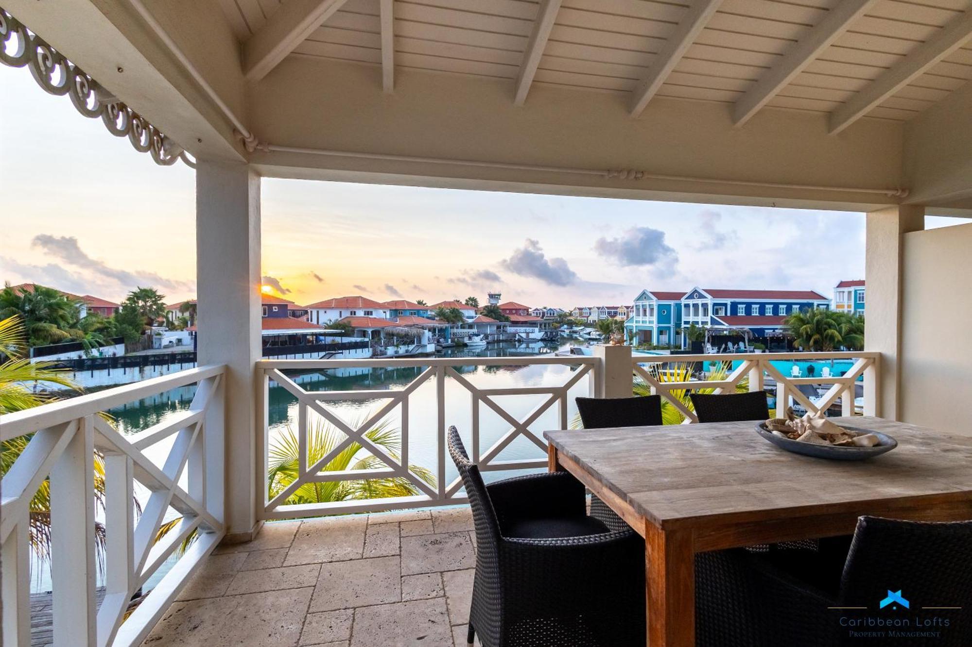 Caribbean Lofts Bonaire Apartment *