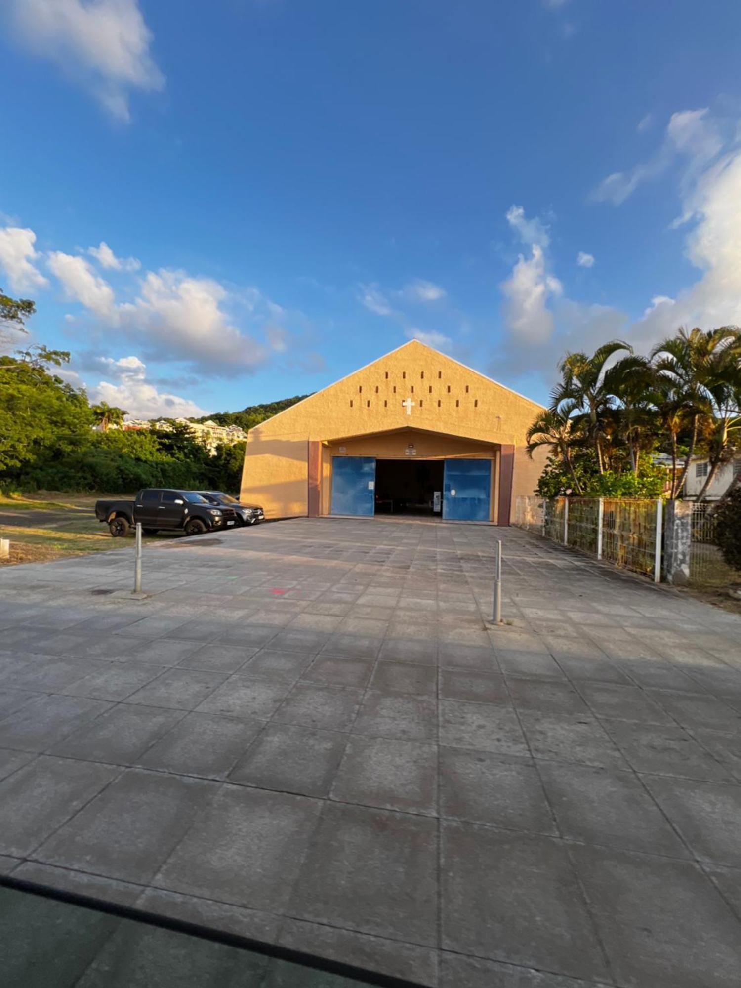 Aparthotel Ananas Premium