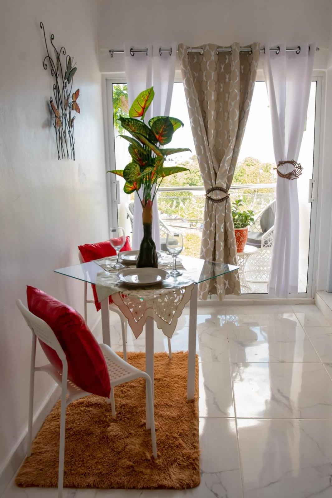 Royal Terrace I Apartment *