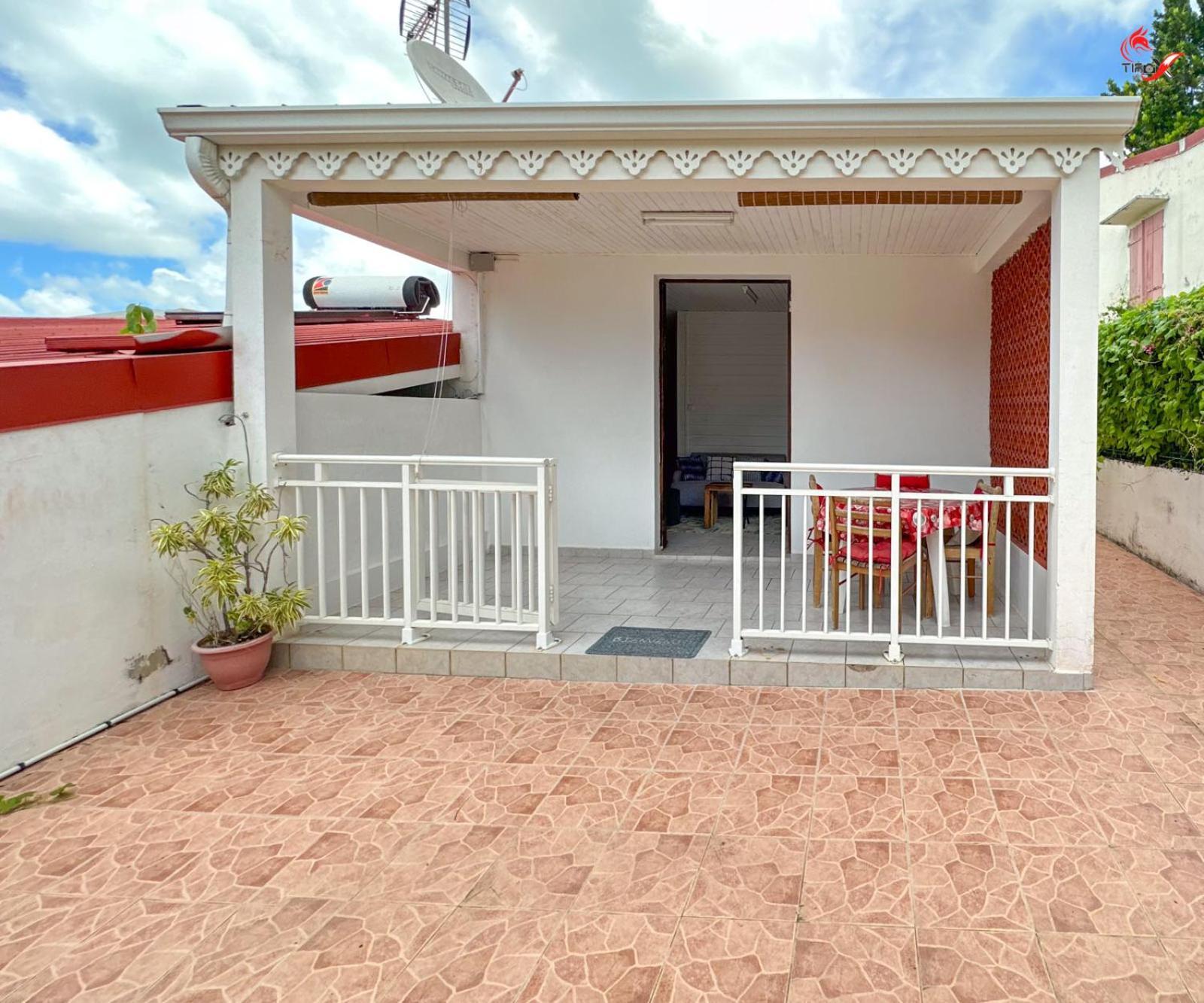 Holiday home Chez Zelou Sainte-Anne