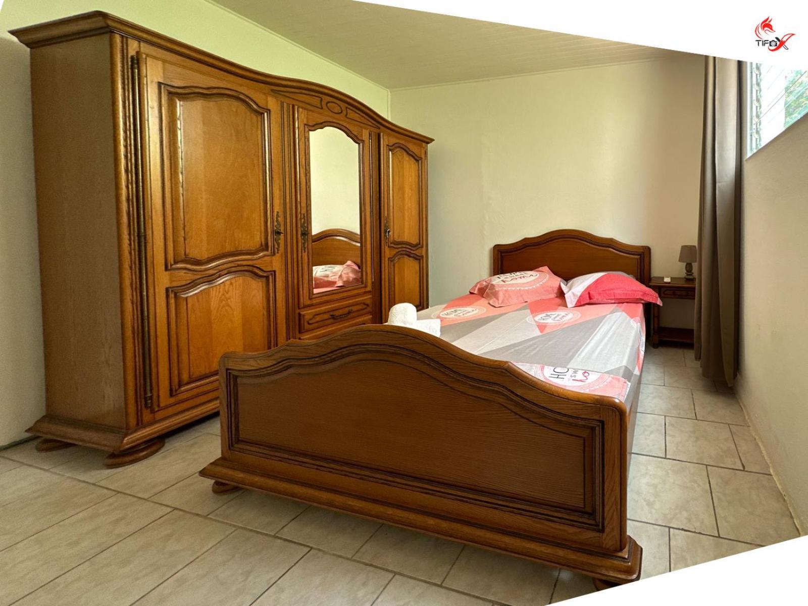 Holiday home Chez Zelou