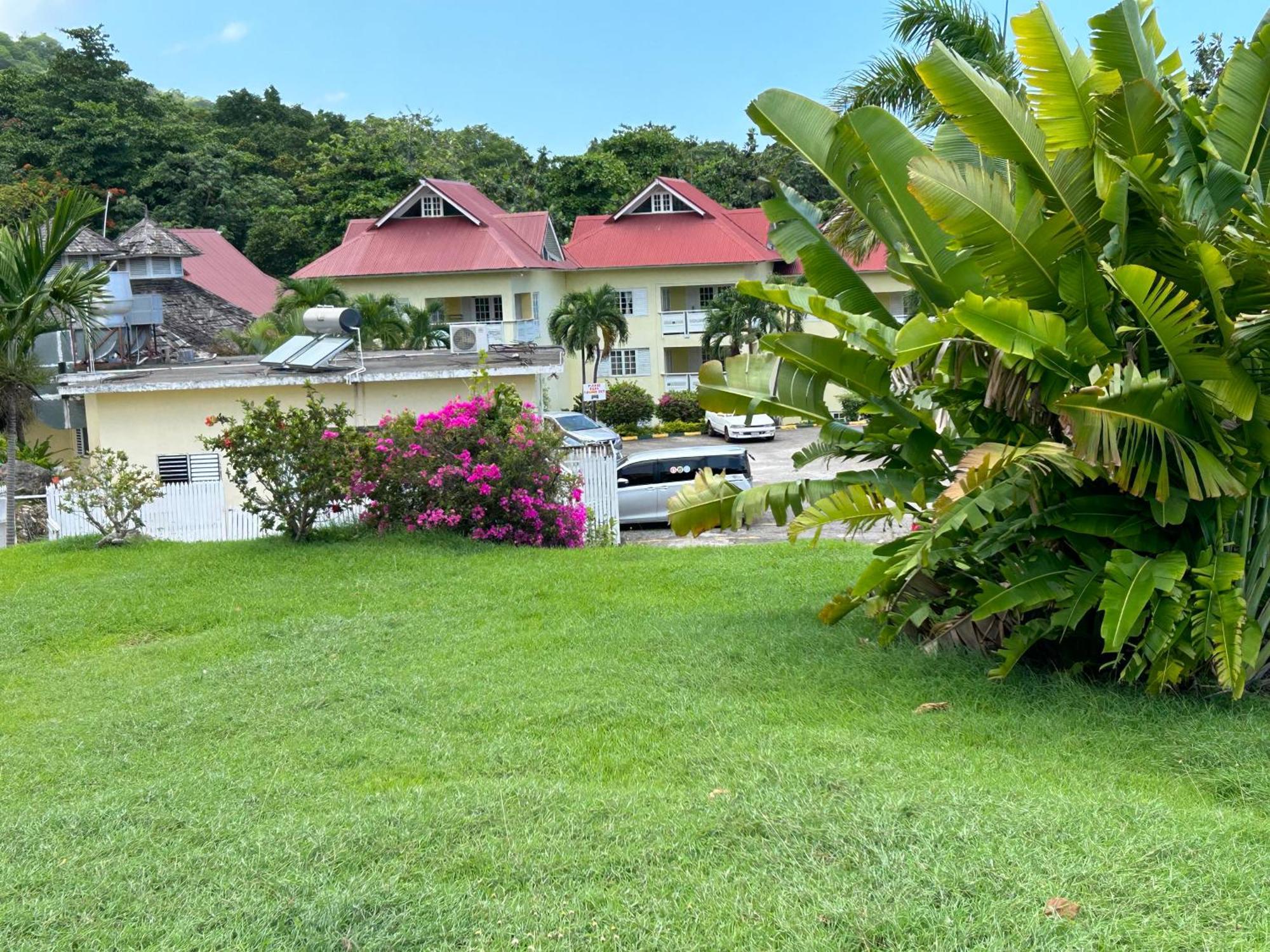 Serenity At Mystic Ridge Apartment Ocho Rios