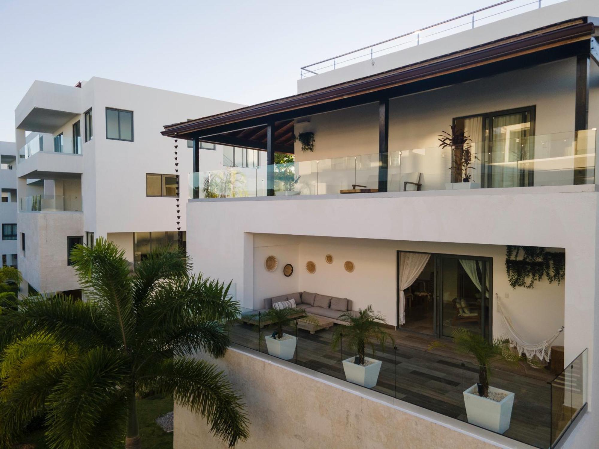 New Beachfront Penthouse Punta Popy Holiday home