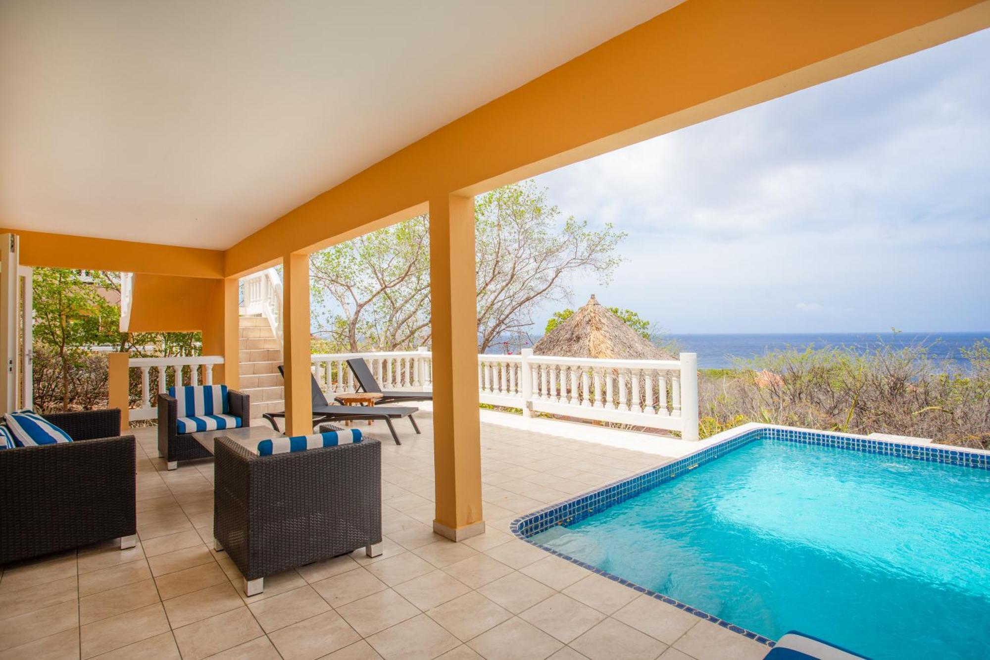 Gran Veranda With Private Pool, Coral Estate Villa Willemstad