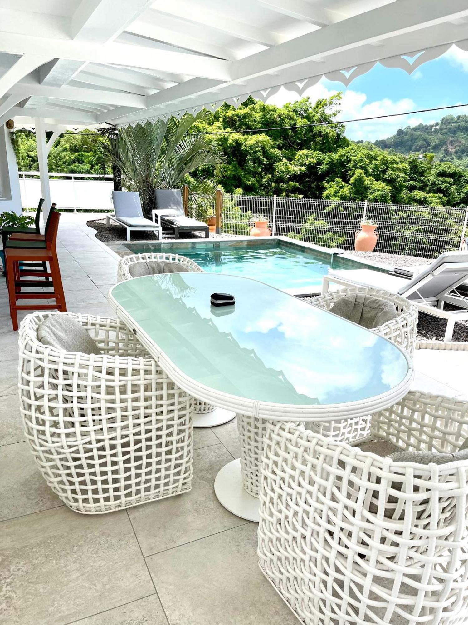 Les Sunbay Caraibes Avec Piscine Privative Vue Et Montagne Holiday home Le Francois