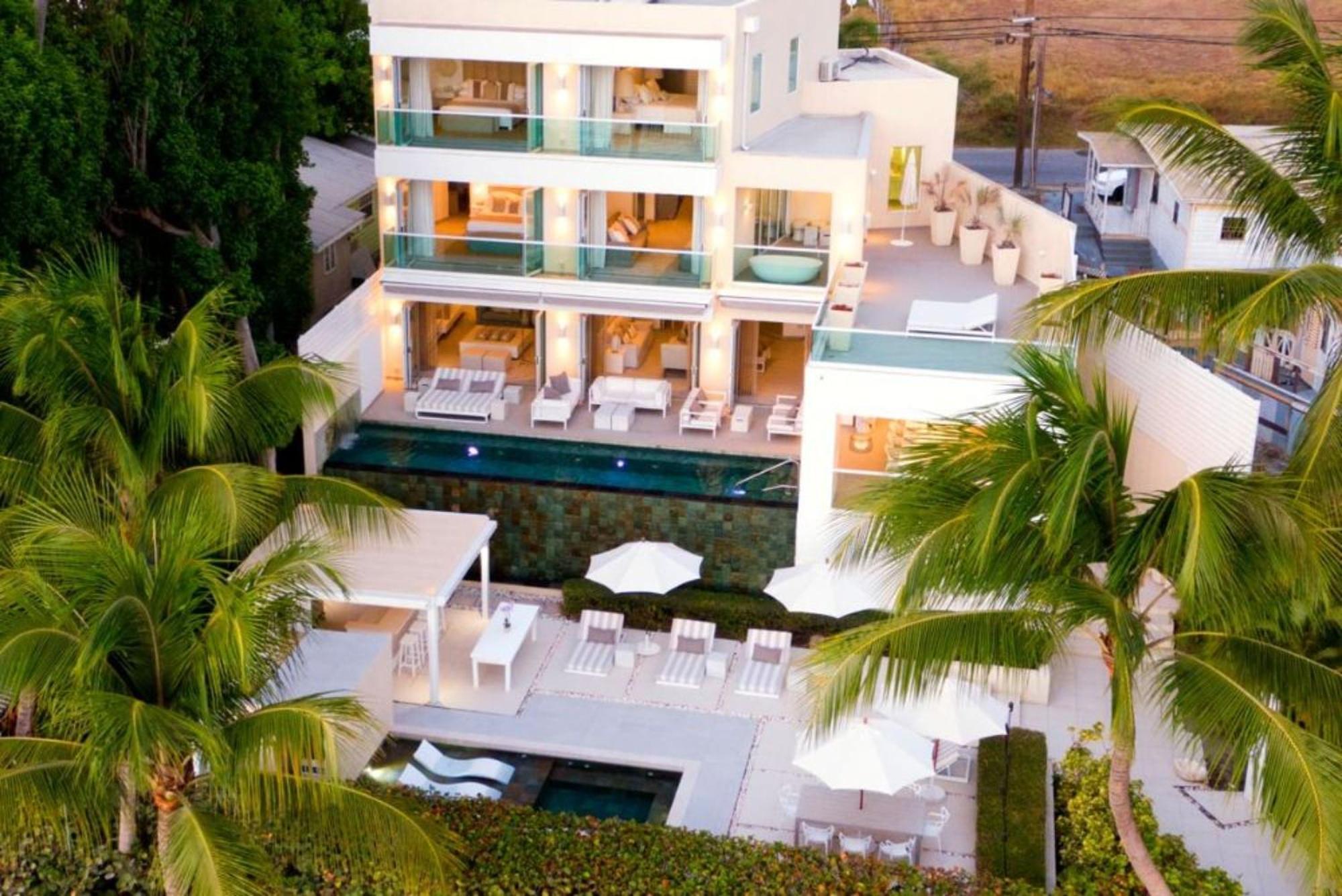 Footprints By Blue Sky Luxury Holiday home *