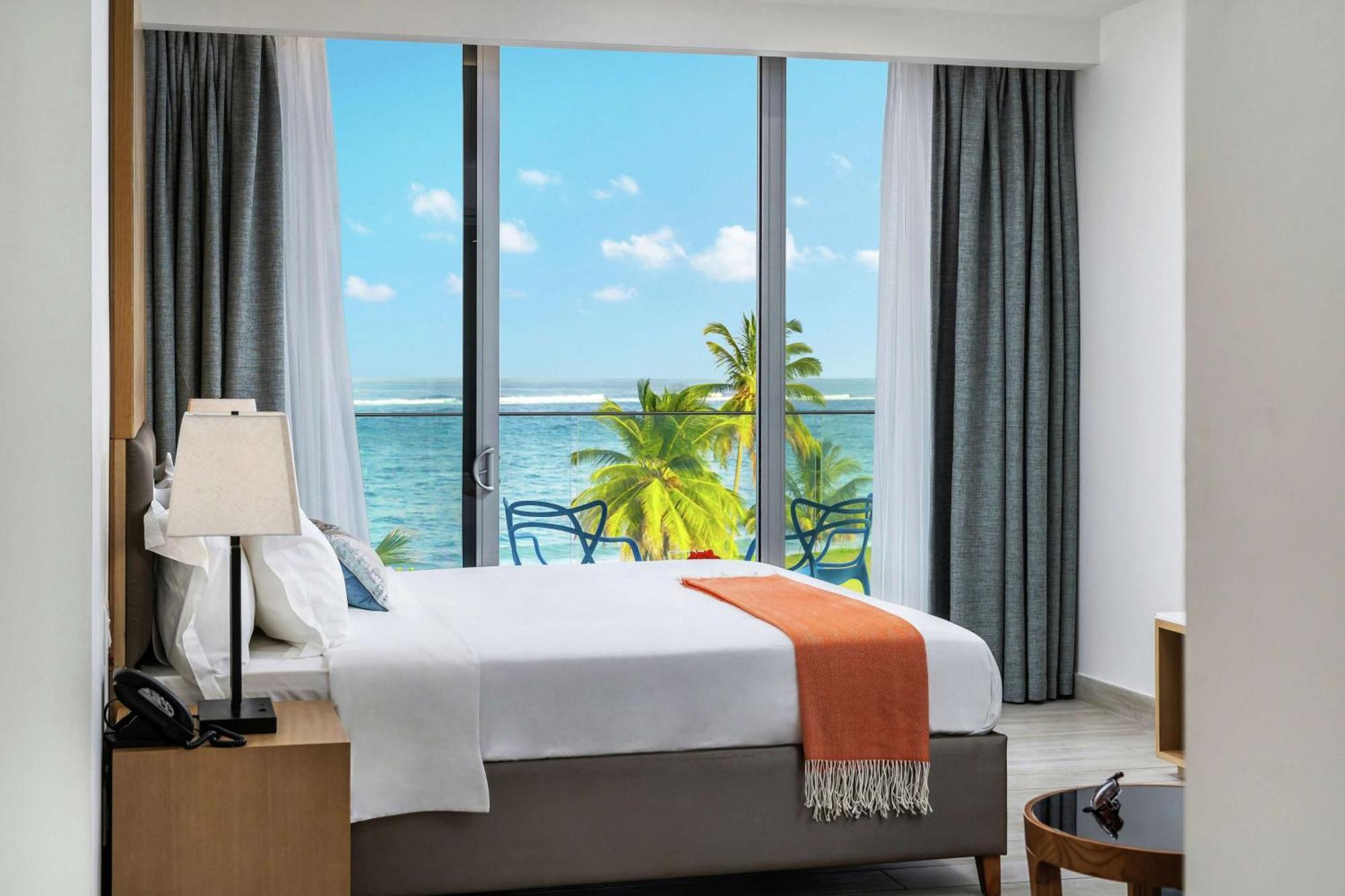 Resort Koi Saint Kitts, Curio Collection By Hilton Basseterre