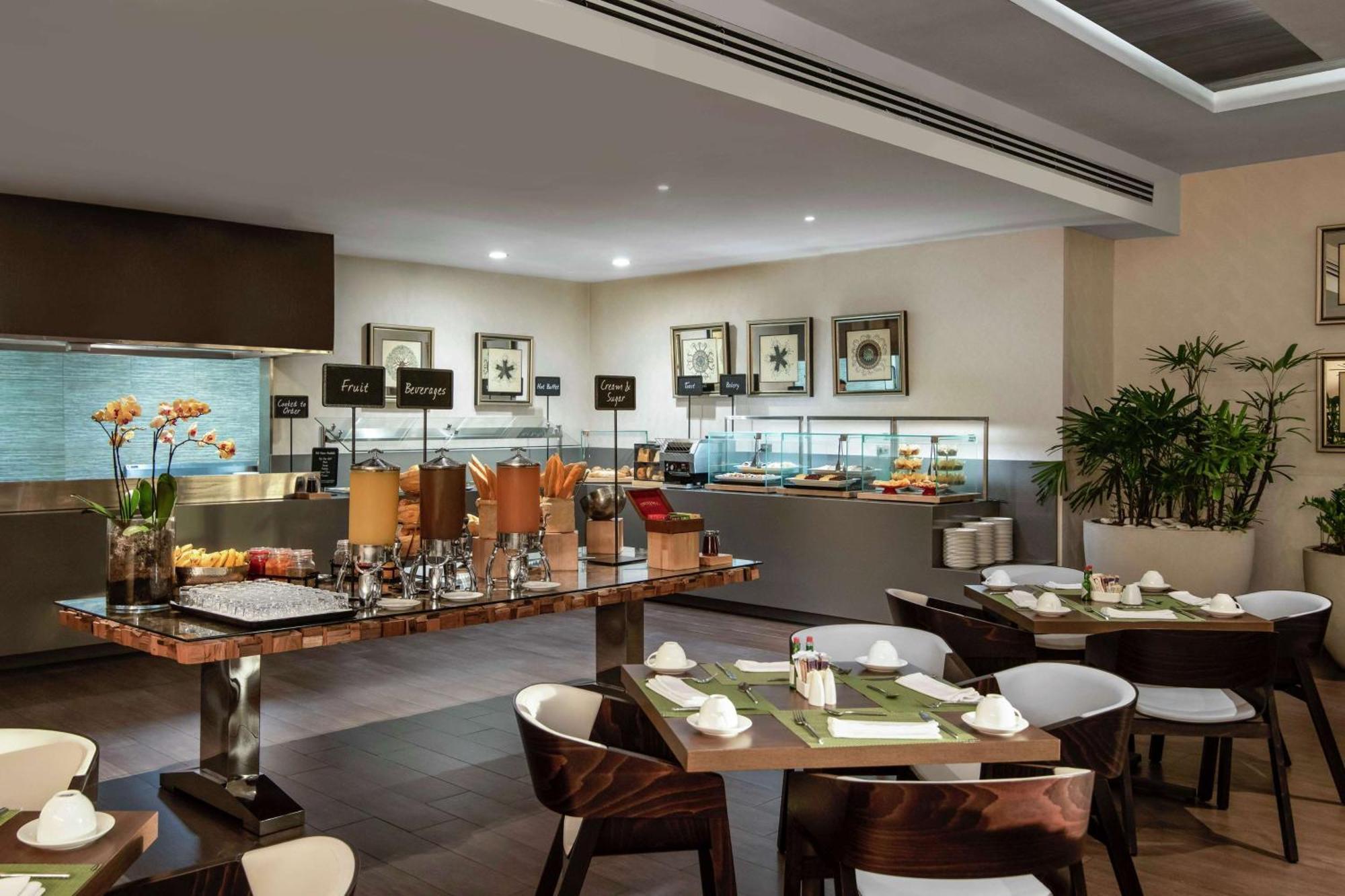 Hotel Embassy By Hilton 4*