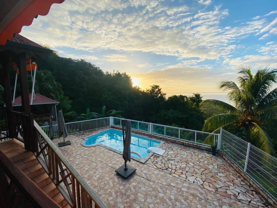 Calme A Vue & Piscine Privee Villa Bouillante