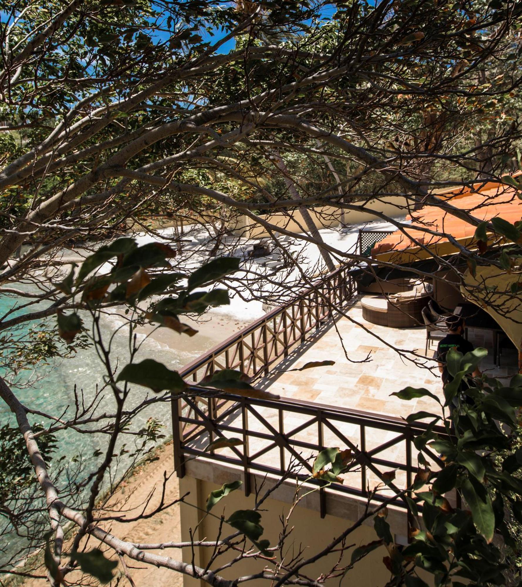 Secret Harbour Boutique And Marina Hotel Lance aux Epines