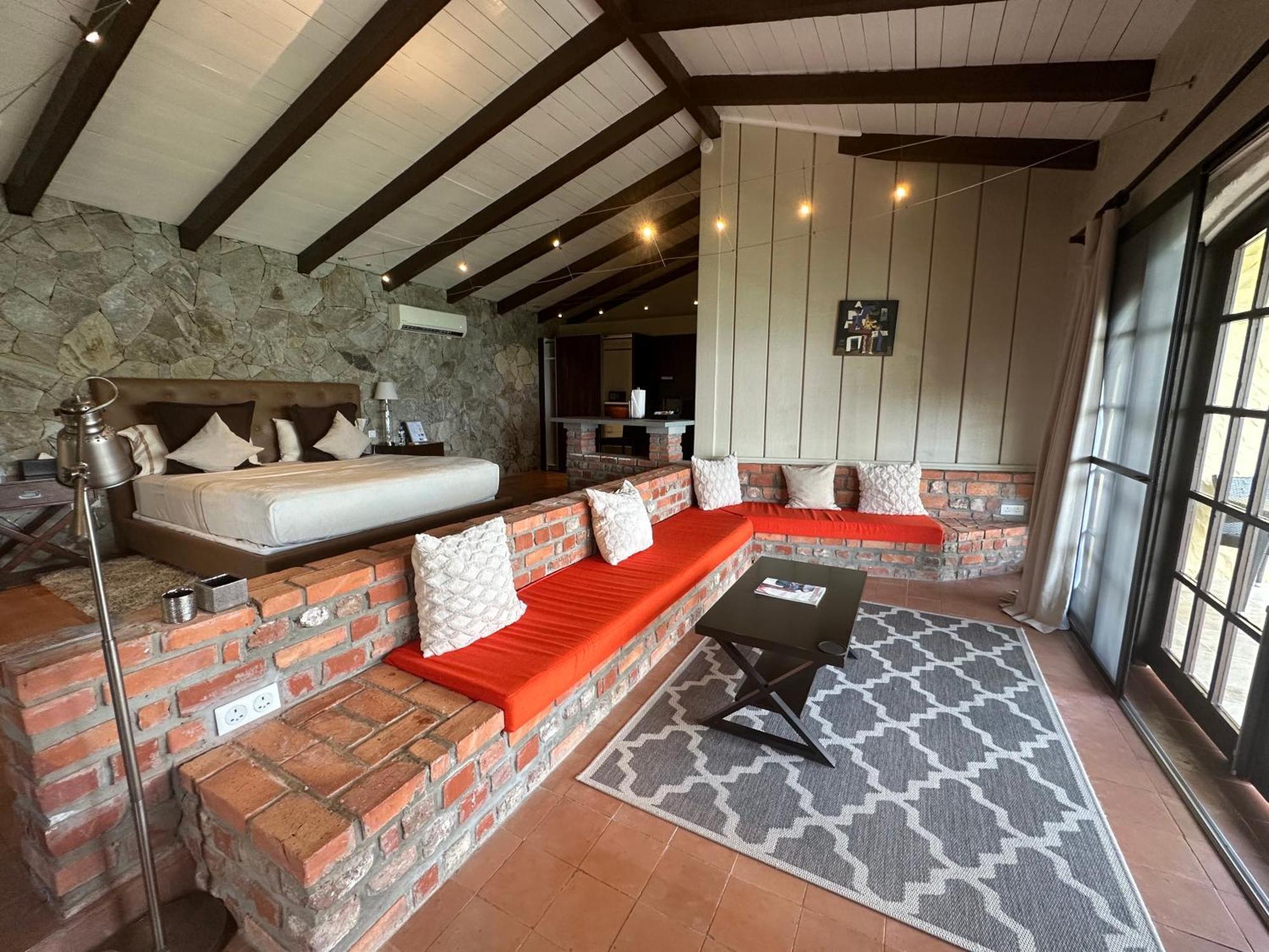 Hotel Secret Harbour Boutique And Marina Lance aux Epines