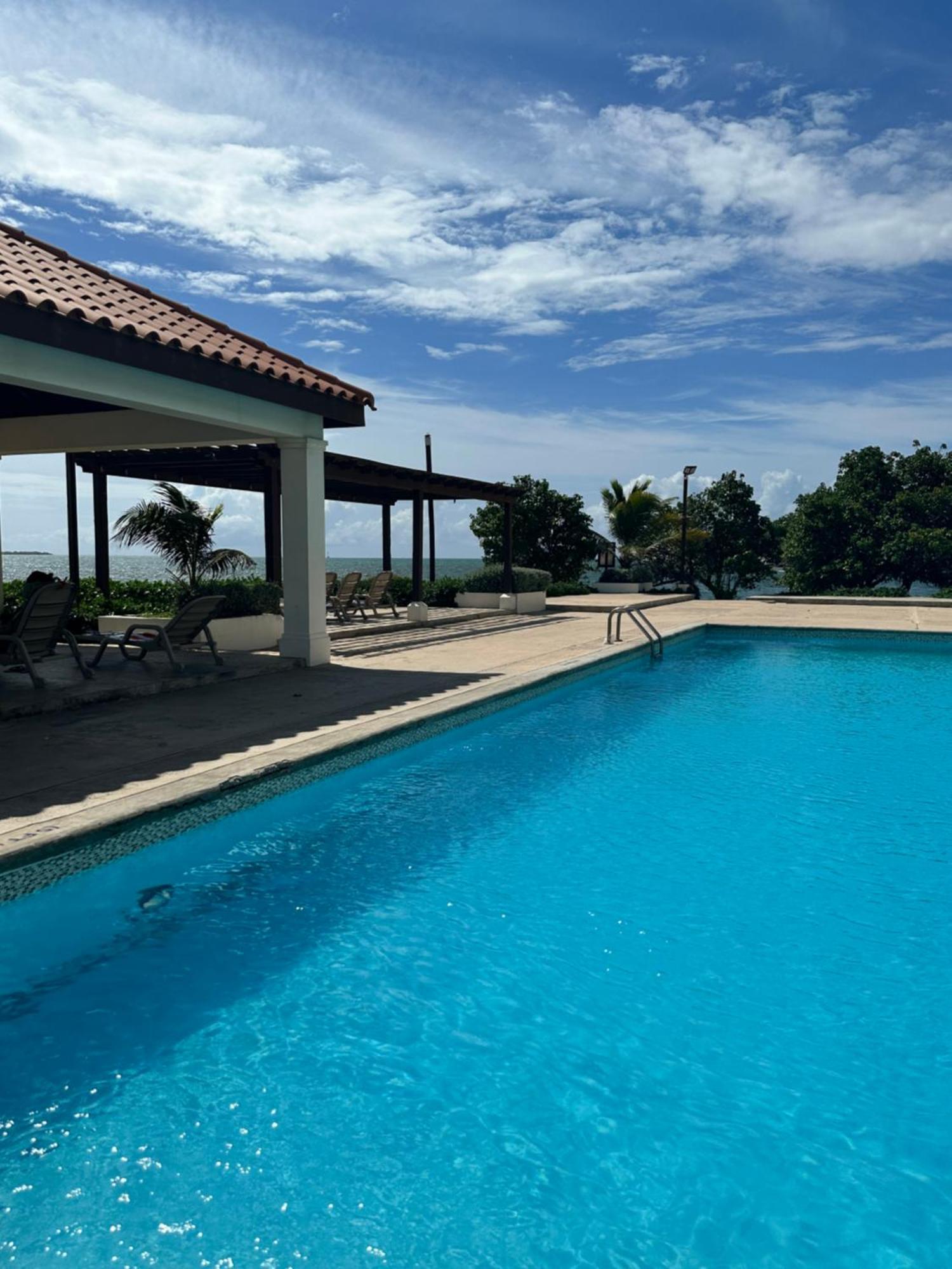 Bayfront & Apartamento Portmore