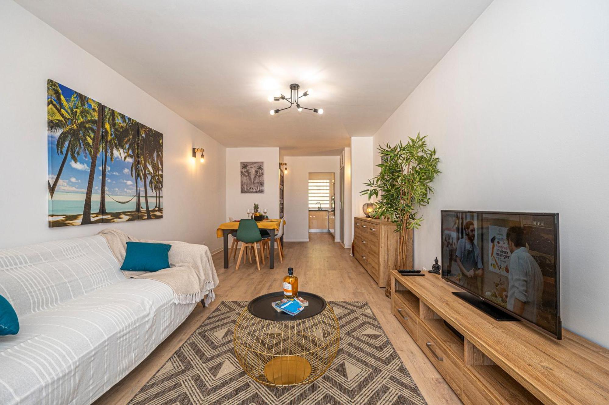 Apartment Marina Gardens