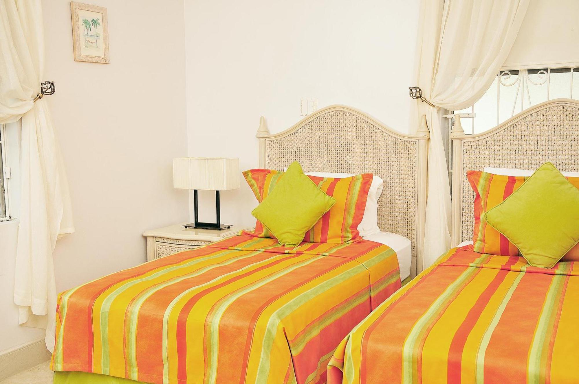 Zenbreak Graceville Beachhouse Villa