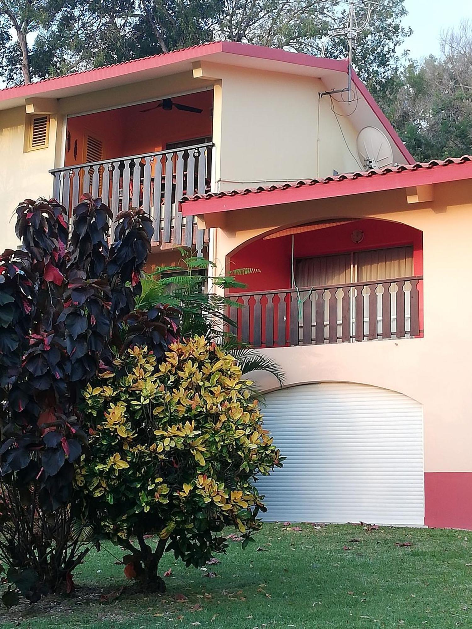 Bigouz La De L'anse Caritan Apartment *