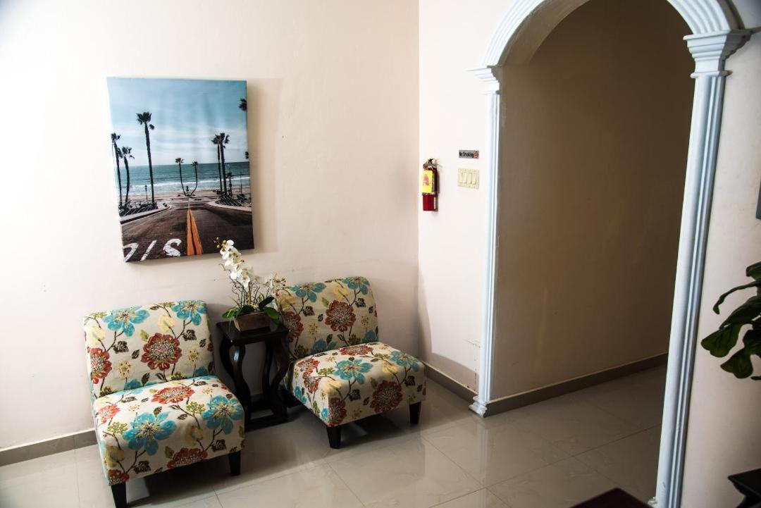 Dela De-rose Jamaica Negril