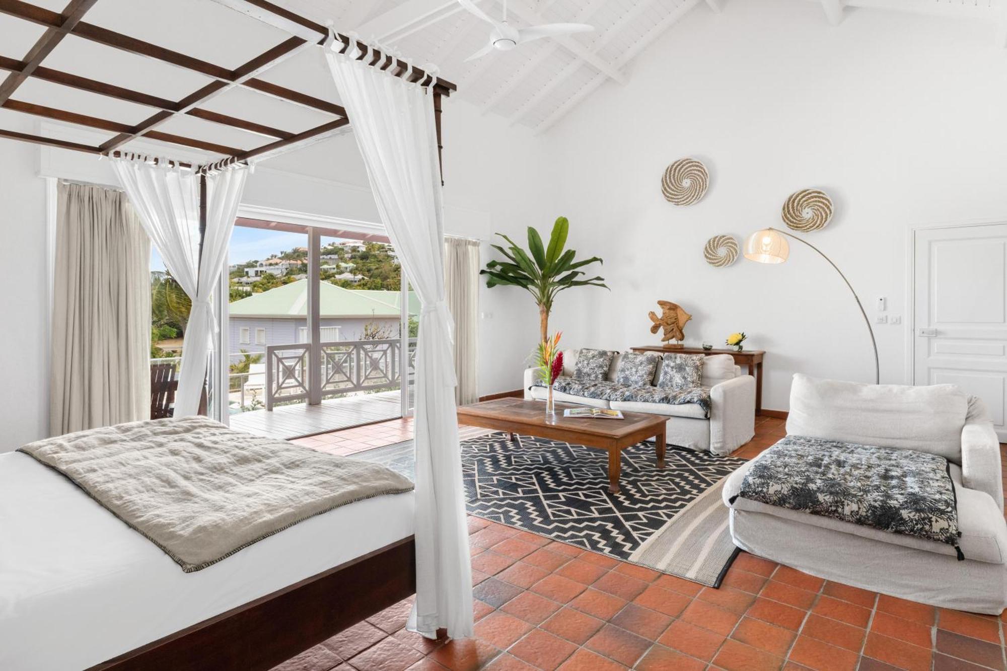 Hotel Esmeralda - Orient Bay