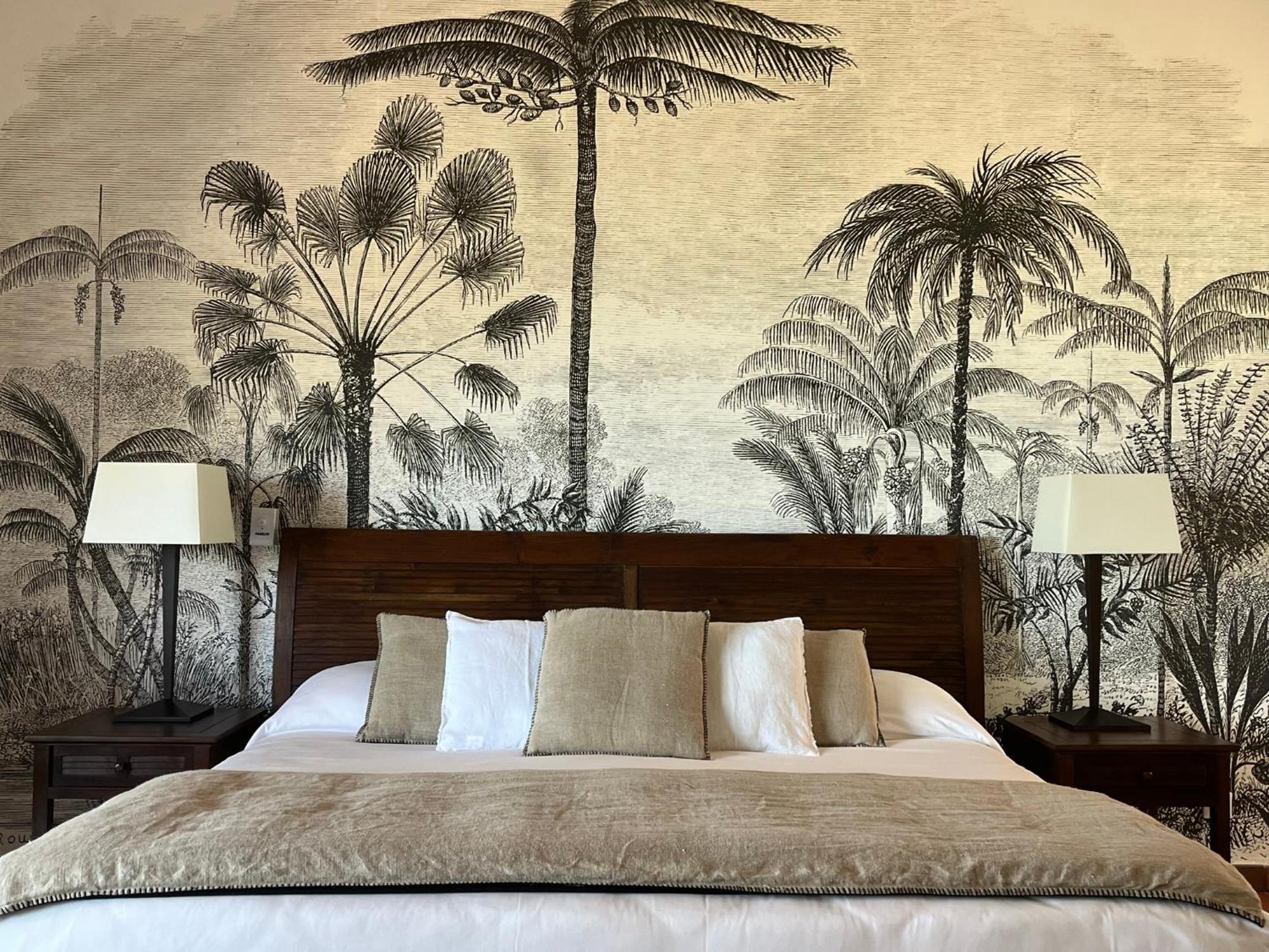 Esmeralda - Orient Bay Hotel