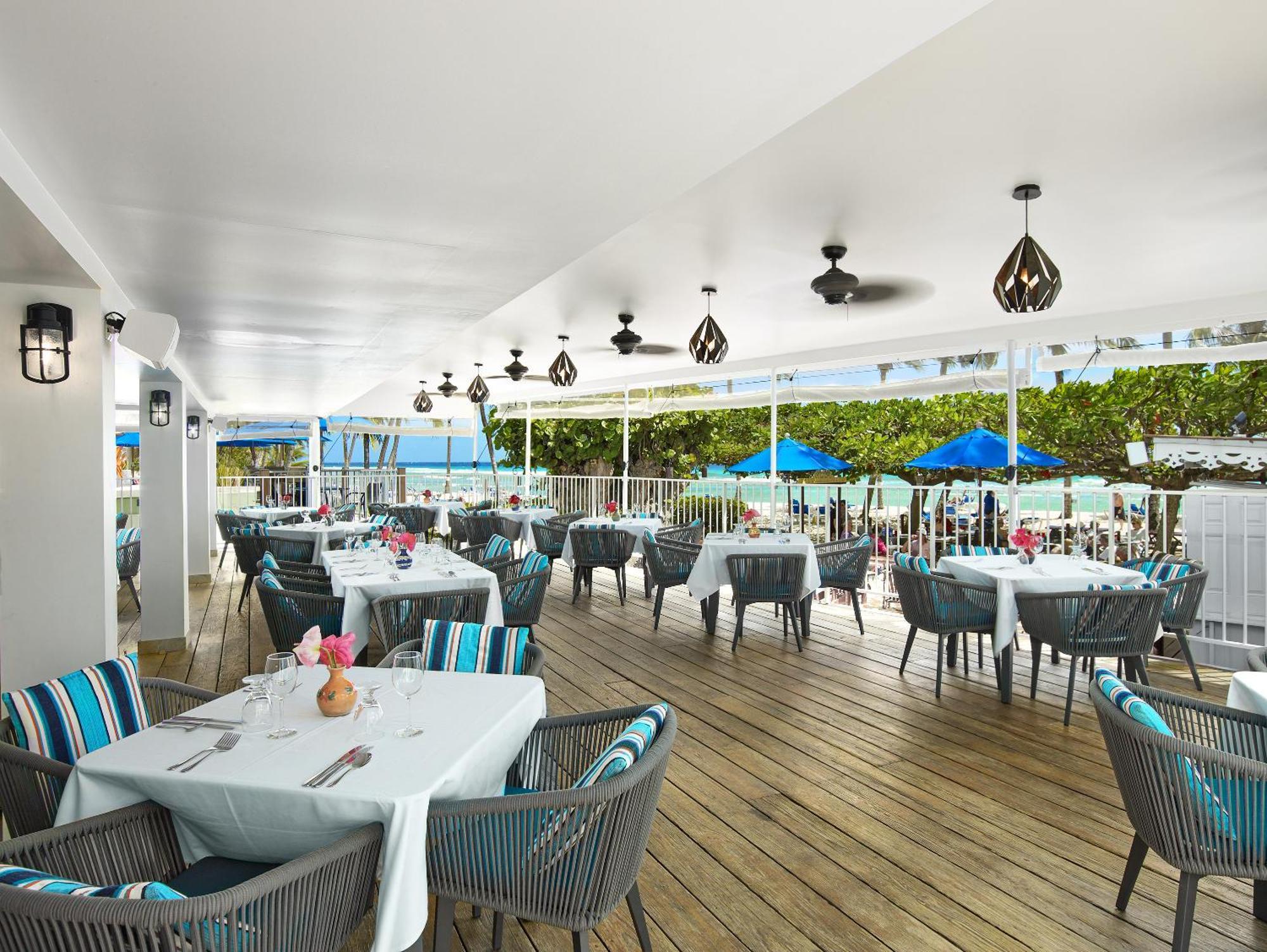 Coconut Court Beach 3* Christ Church