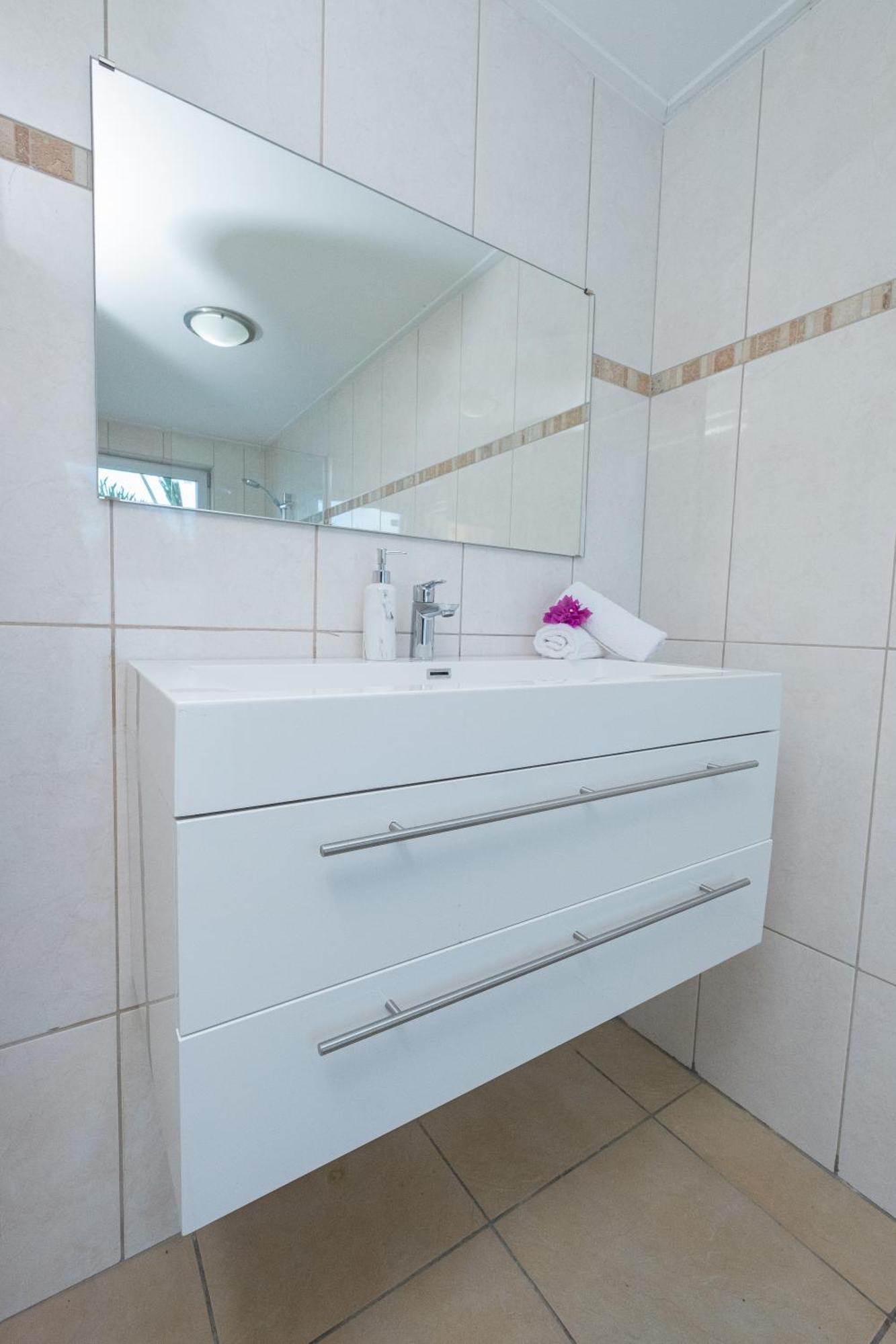Ruim Met Adembenemend Uitzicht Op De Jachthaven Apartment