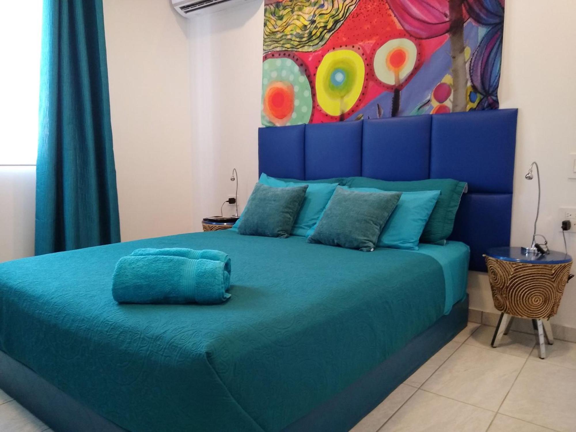 Villa Turquoise *