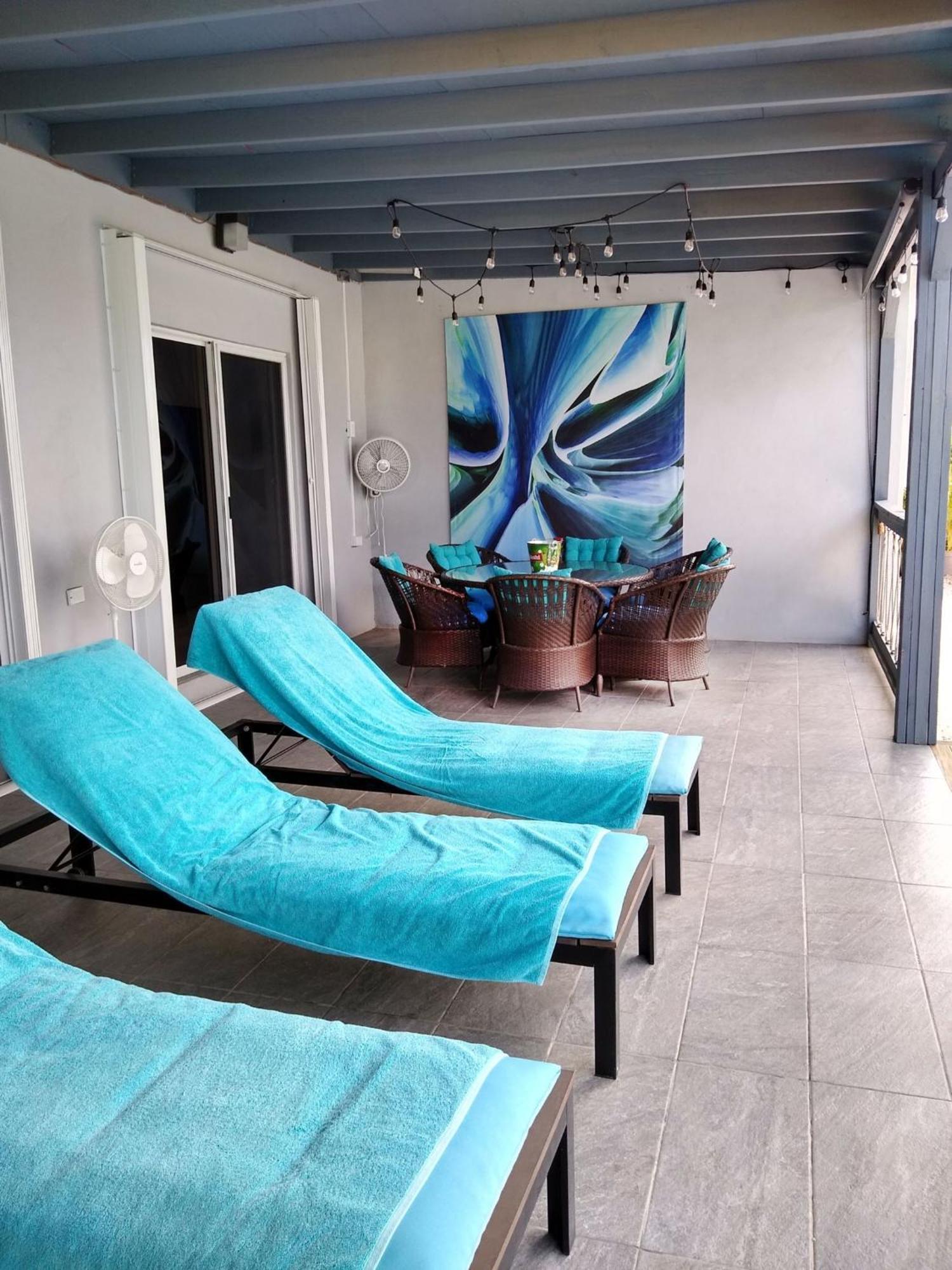 Turquoise Villa Oranjestad