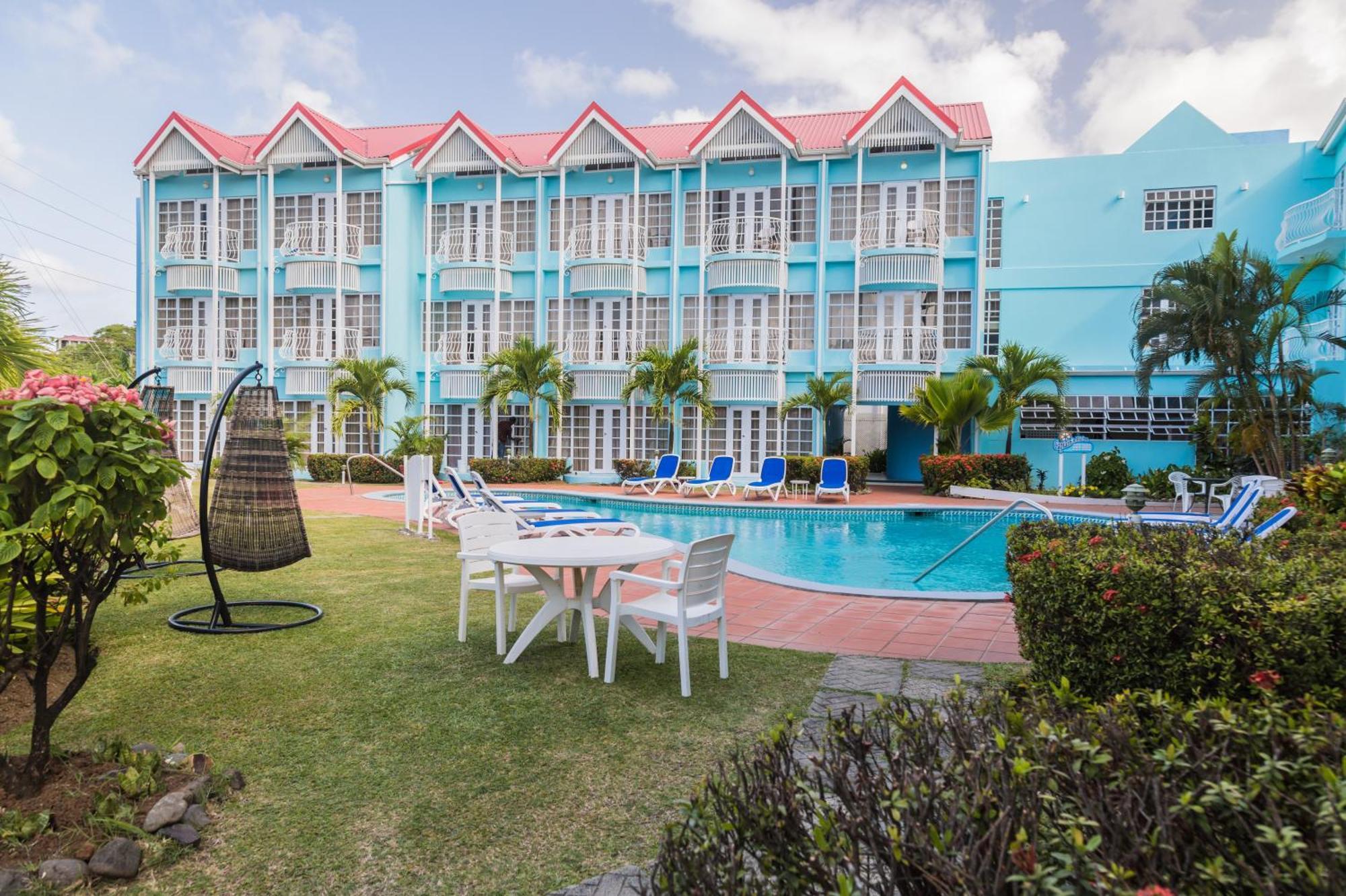 Bay Gardens Marina Haven Hotel