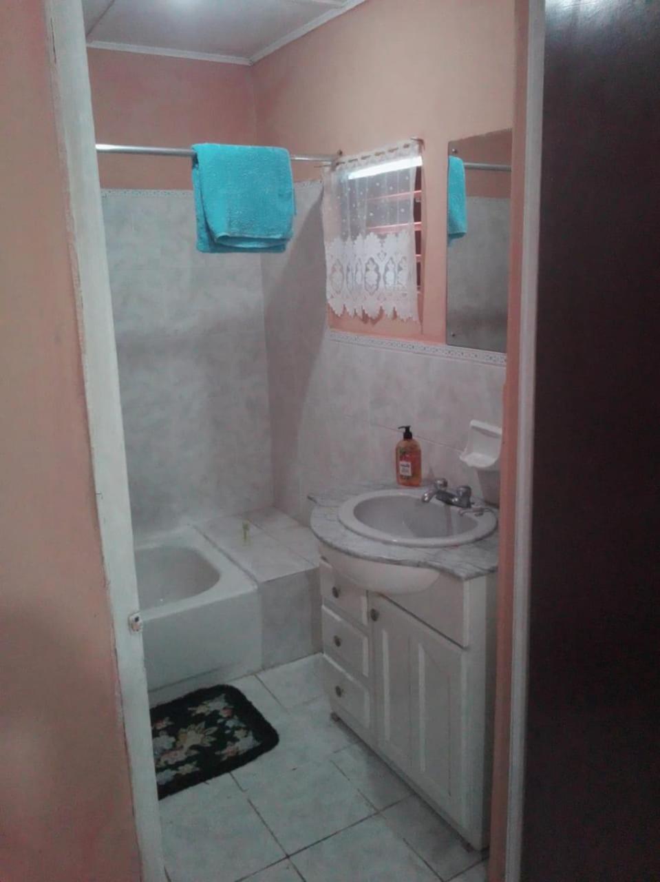 Port Antonio Residence *