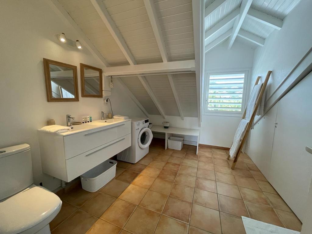 2 Bedroom * Orient Bay
