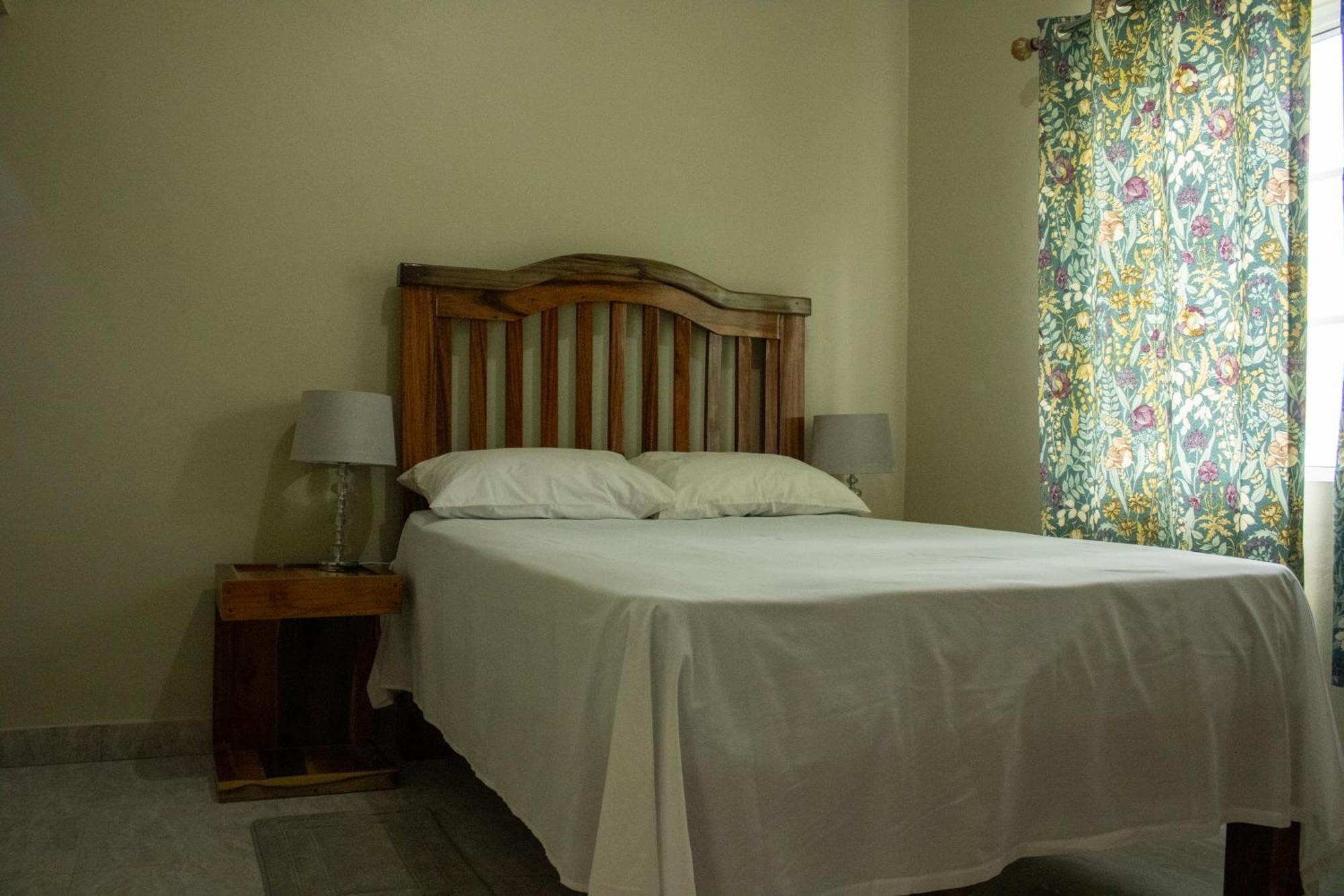 Demaroys Guest house *