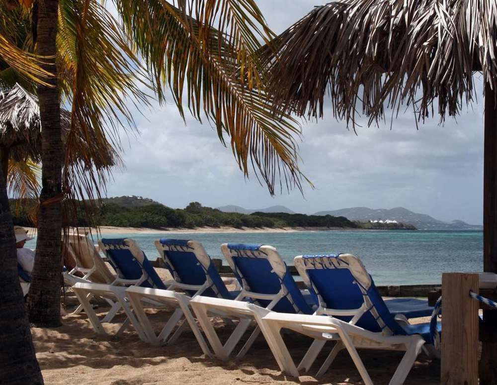 Chenay Bay Beach Resort 3*