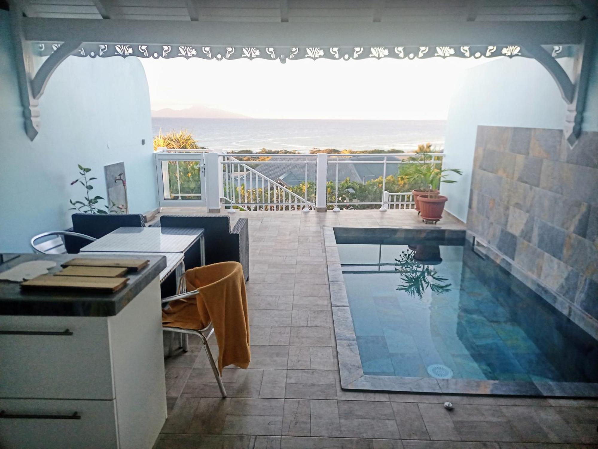Holiday home Aux Colibris Amoureux : Loft De Standing Avec Vue *