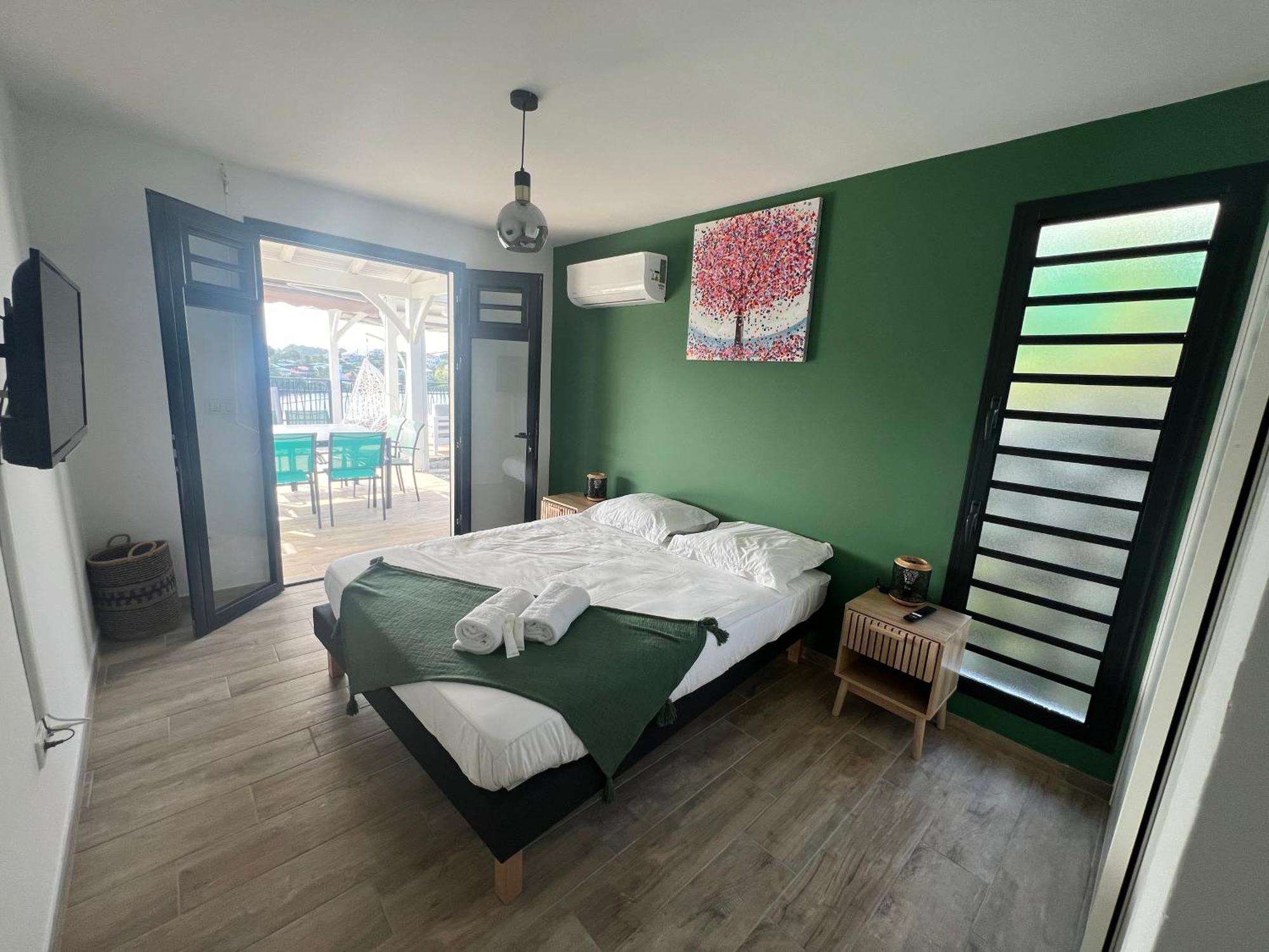 Villa Swim Le Robert