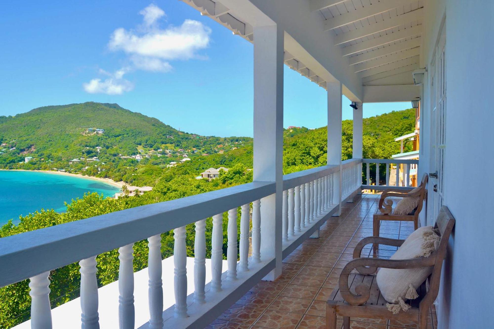 Stunning 3br - Friendship Bay View & Balcony