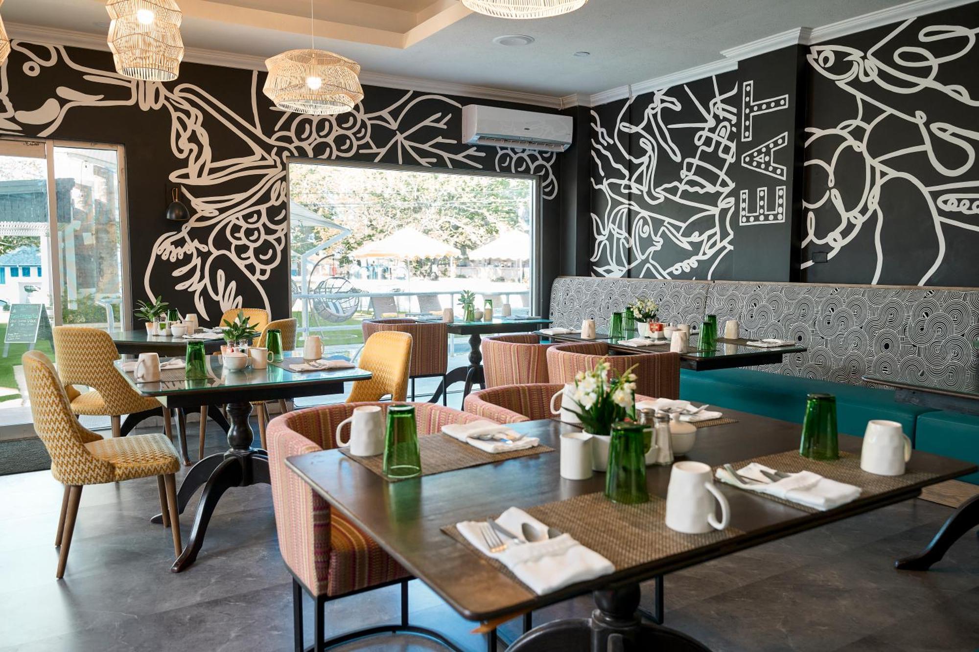 Resort The Rockley By Ocean - Breakfast Included
