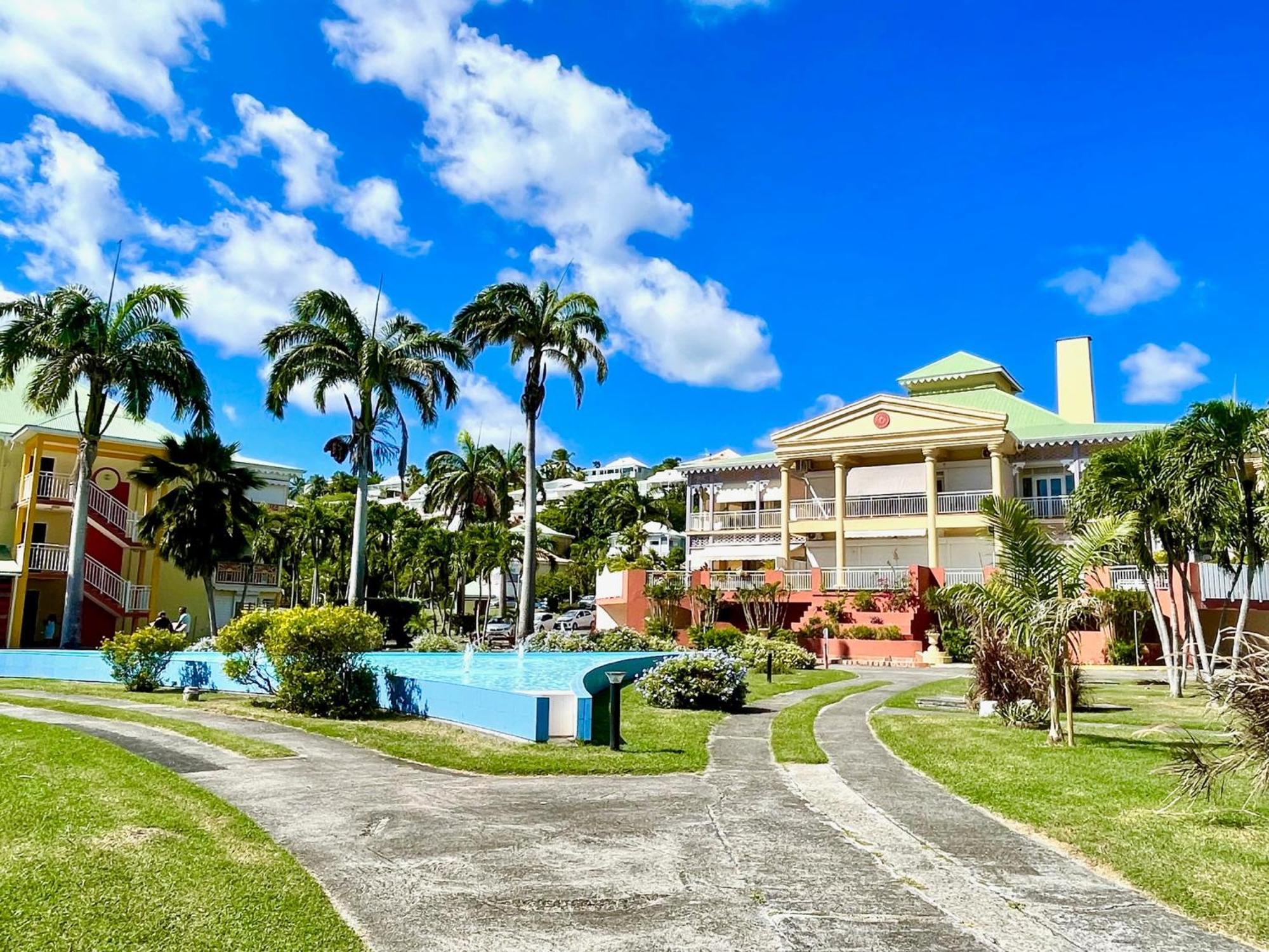 Guadeloupe- Saint-francois- Anse Des Rochers - Quart De Etage - Vue Mer- 4 Personnes - Lit Bebe Sur Demande - Citerne Et Wifi Prives -animaux Ok-acces Direct -apnee Bien-etre Experience Sur Demande Avec Instructeur A Apartment Saint-Francois (Grande-Terre)