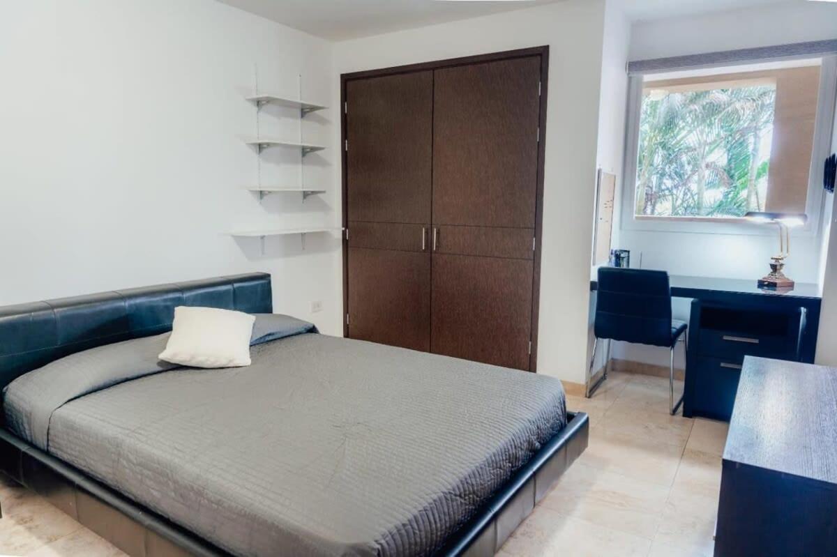 The Elegance Of Oasis -3br Front Apartment