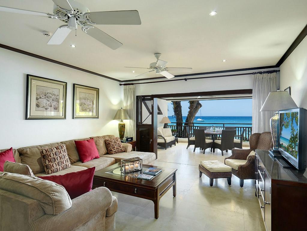 Apartment Coral Cove Husbands