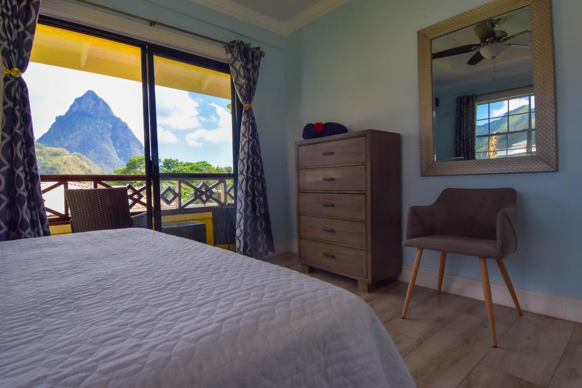 Sea Piton View Apartment- Location, Convenience, Modern Living Soufriere