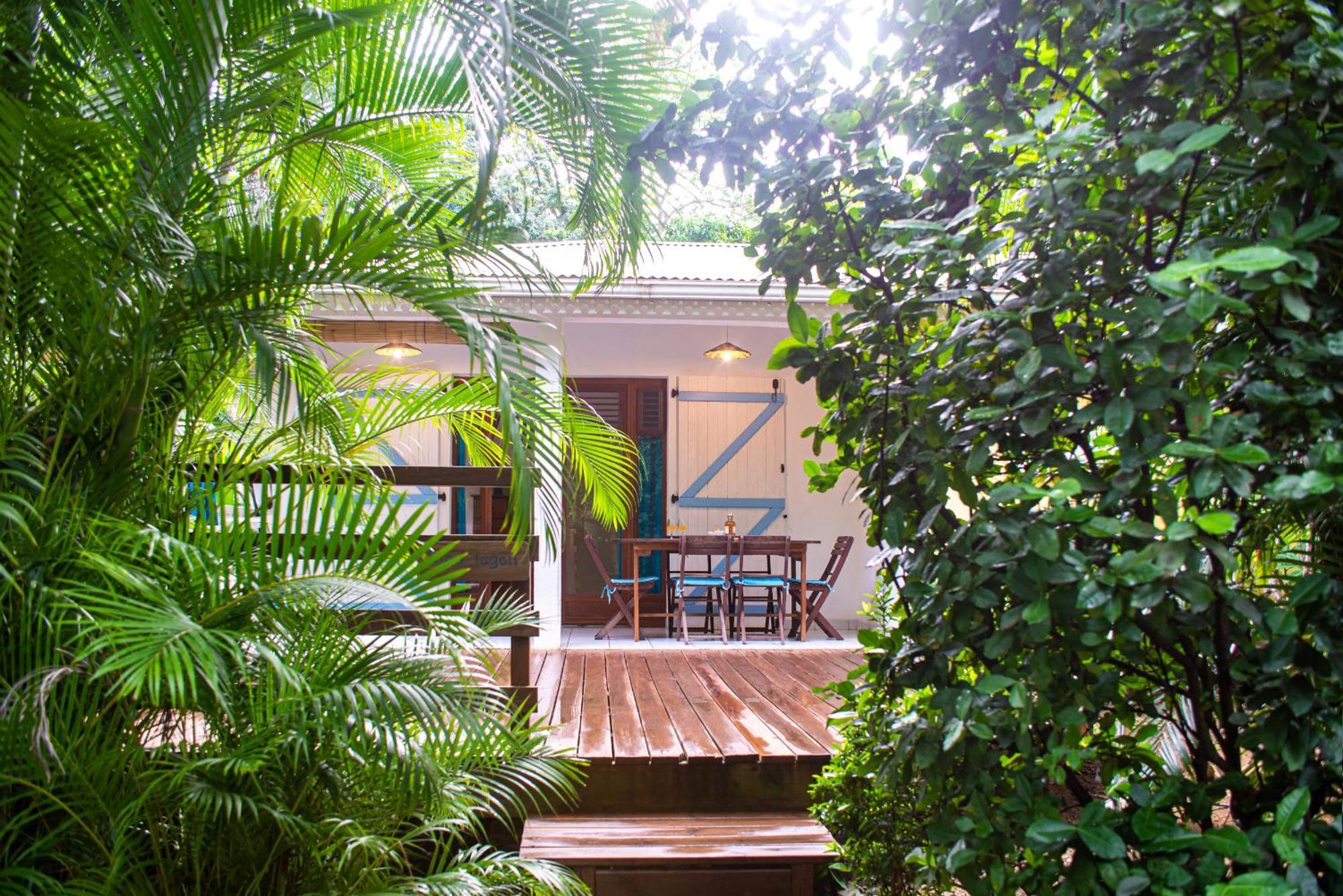 Au Jardin Des Colibris Ecolodge&spa * Deshaies