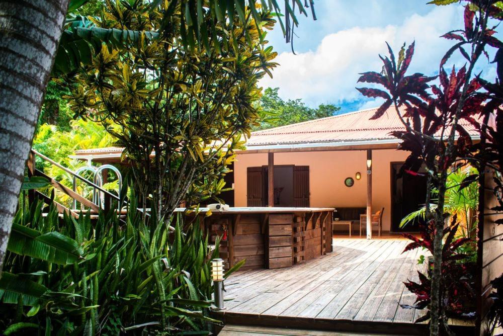 Au Jardin Des Colibris Ecolodge&spa Holiday park