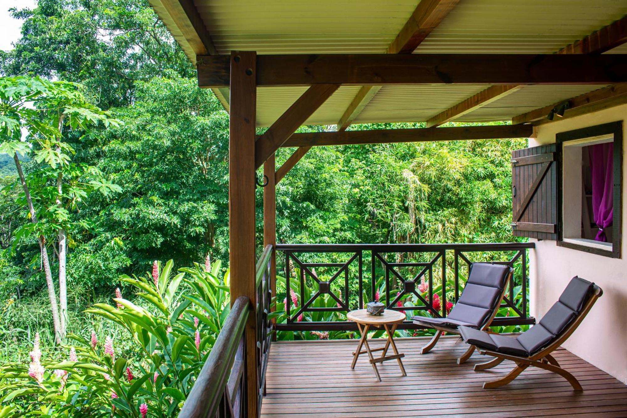 Au Jardin Des Colibris Ecolodge&spa * Deshaies