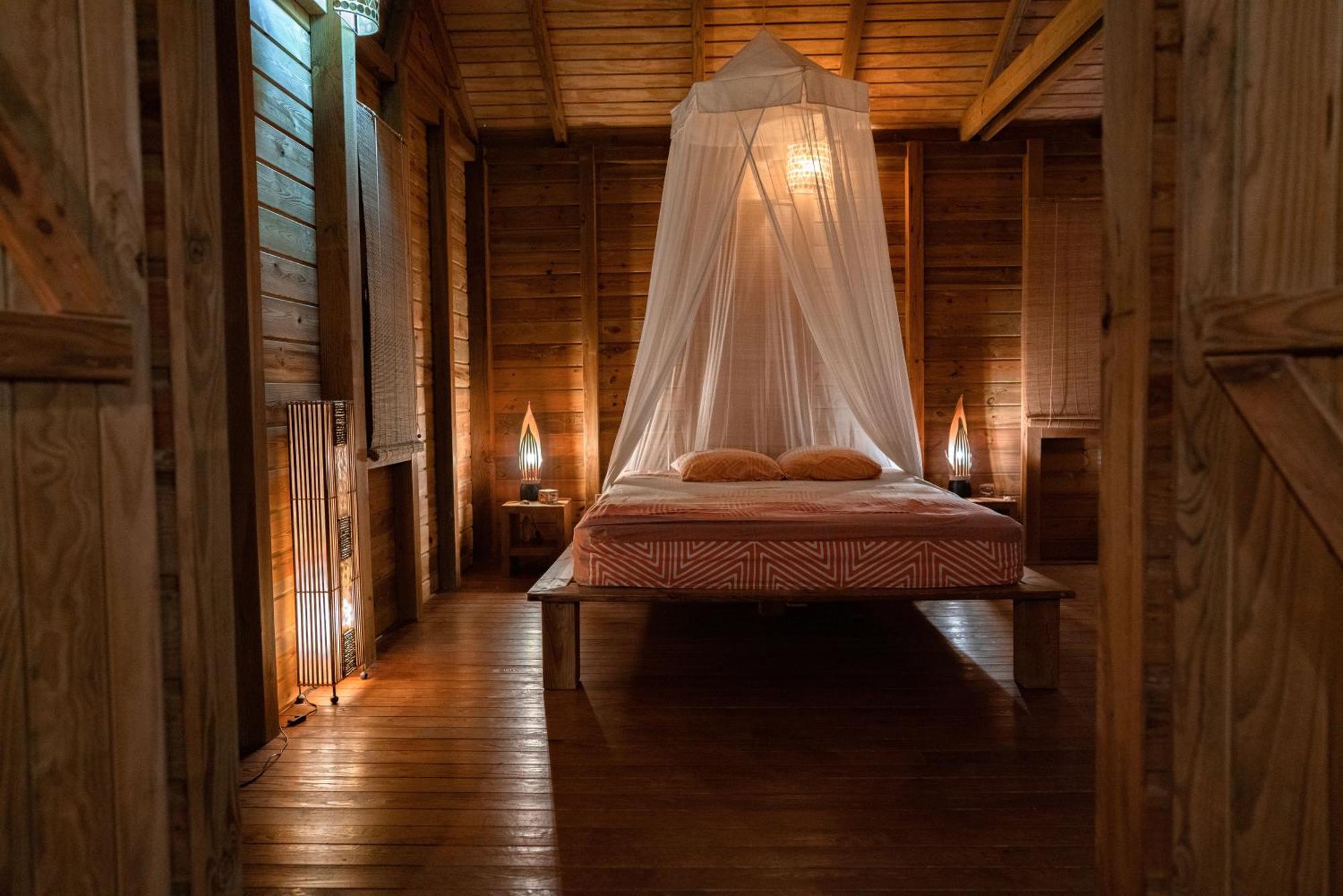 Au Jardin Des Colibris Ecolodge&spa Holiday park Deshaies