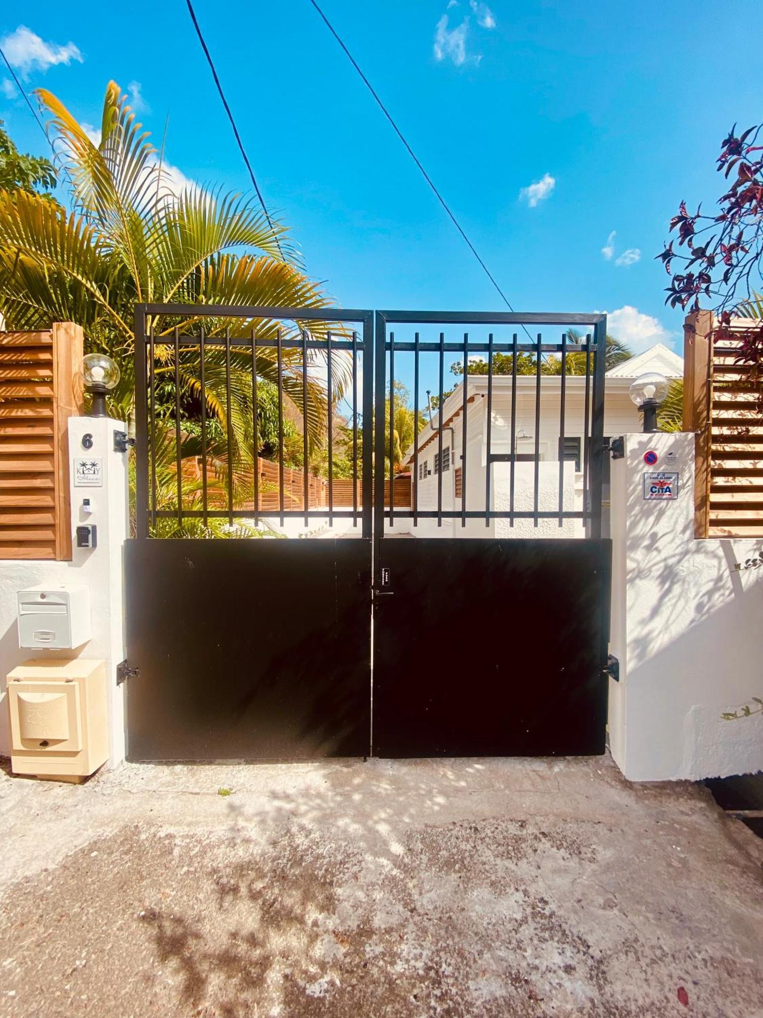 Villa Kay Alice - Beachfront